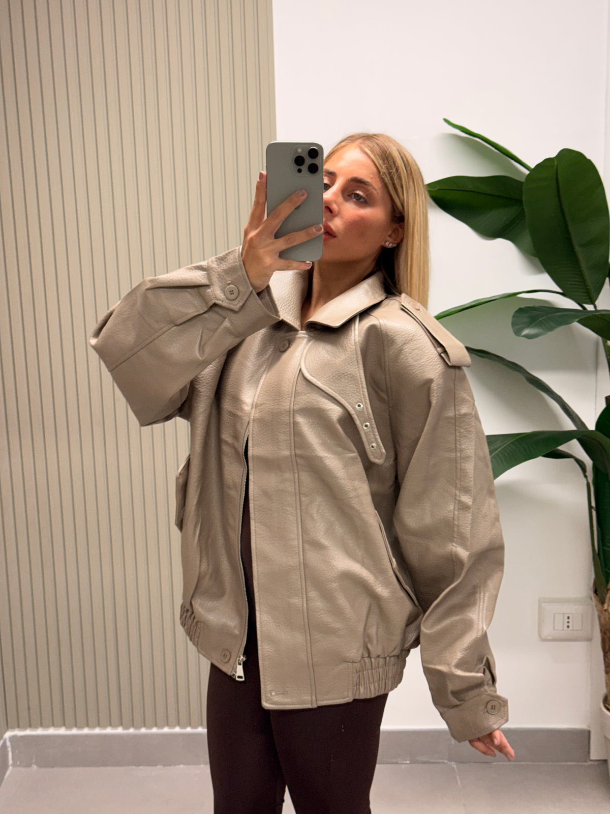 BOMBER ECOPELLE CON SPALLINA MADRID BEIGE