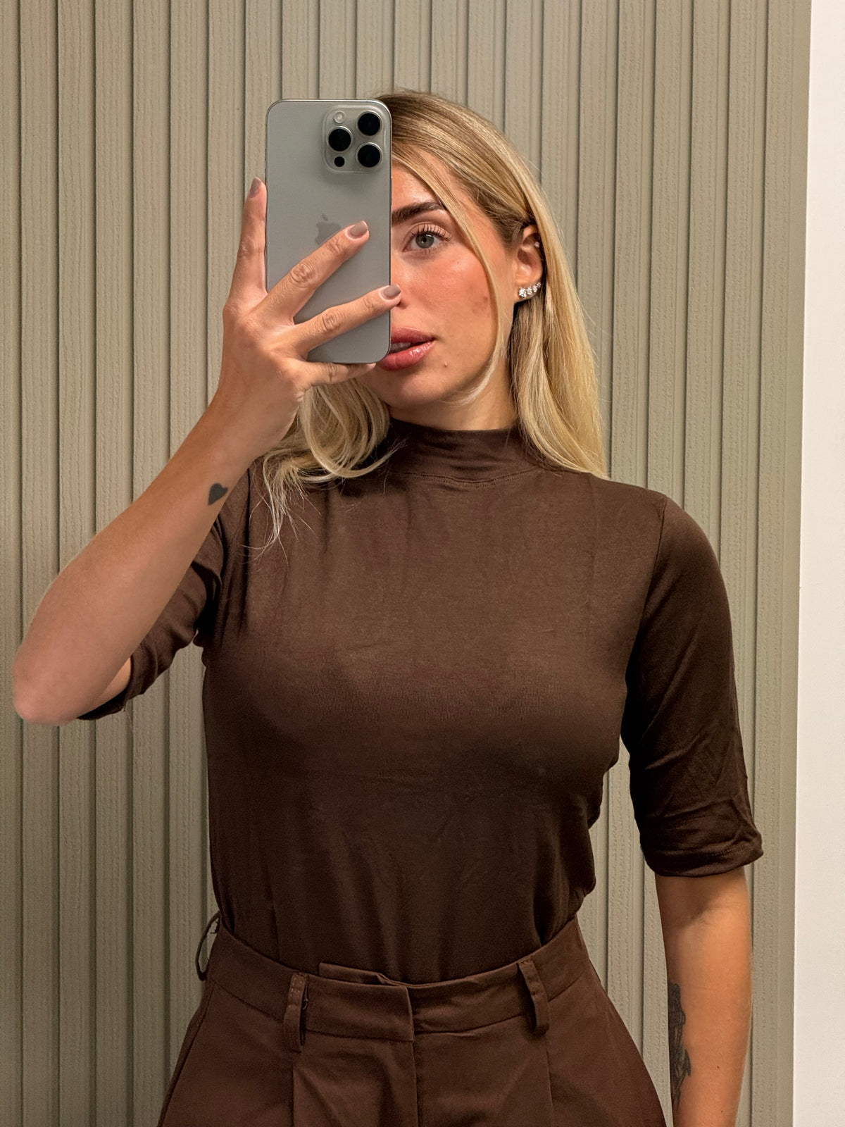 MAGLIA PERFECT MARRONE
