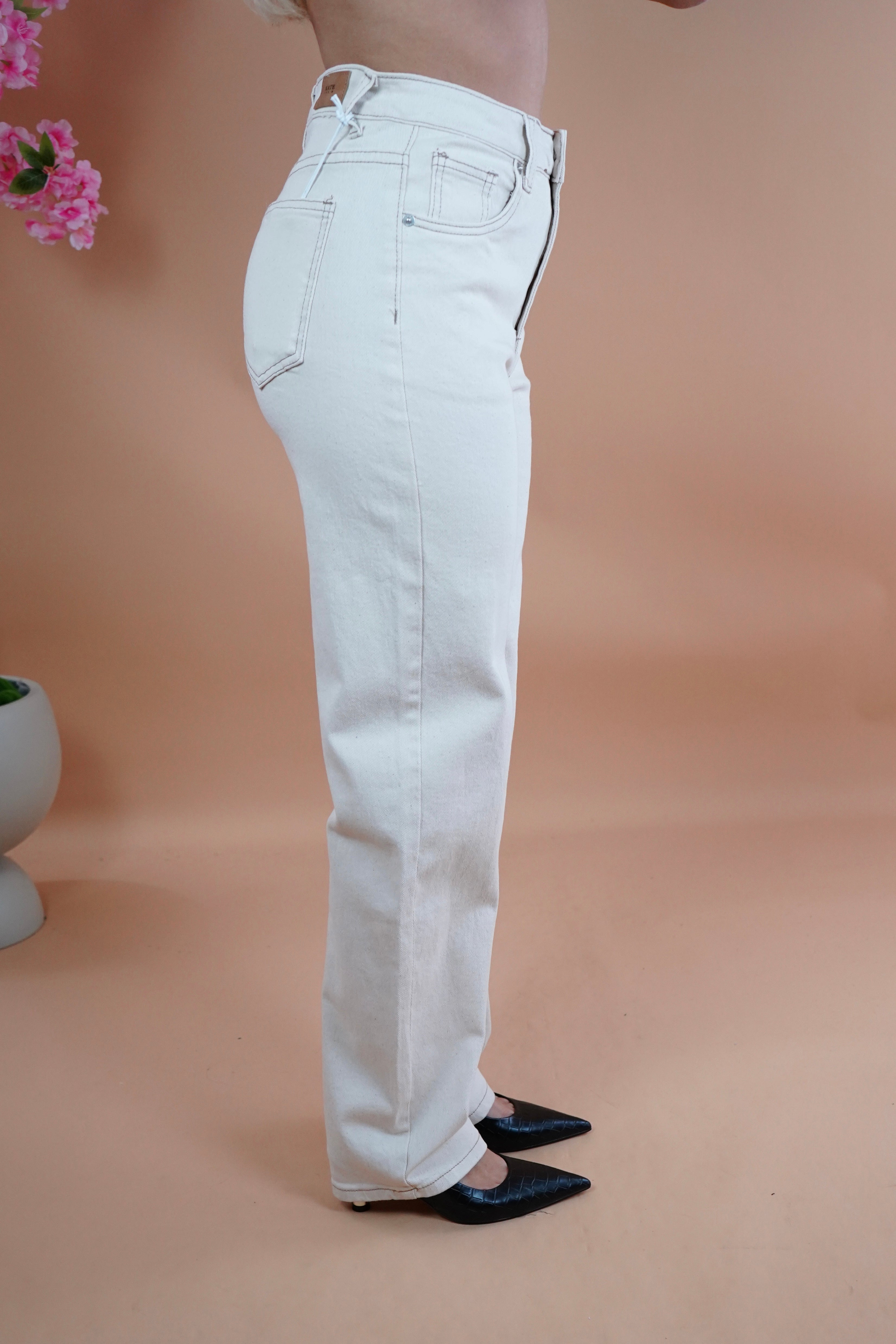 JEANS MOMFIT PANNA