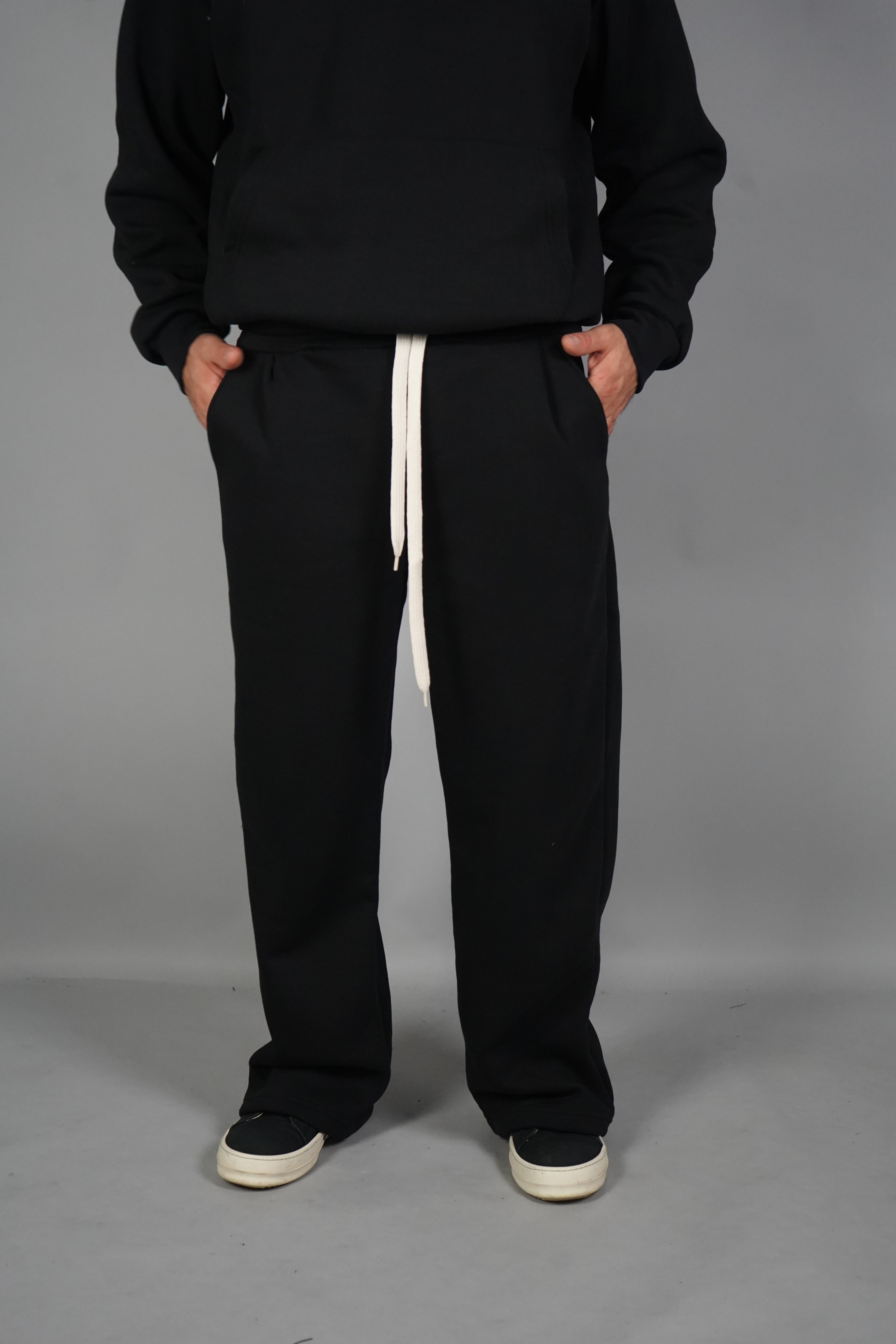 TUTA MADRID BOXY FIT NERA