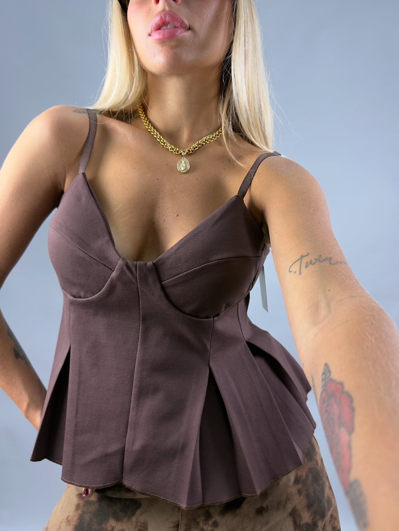 TOP MINA MARRONE