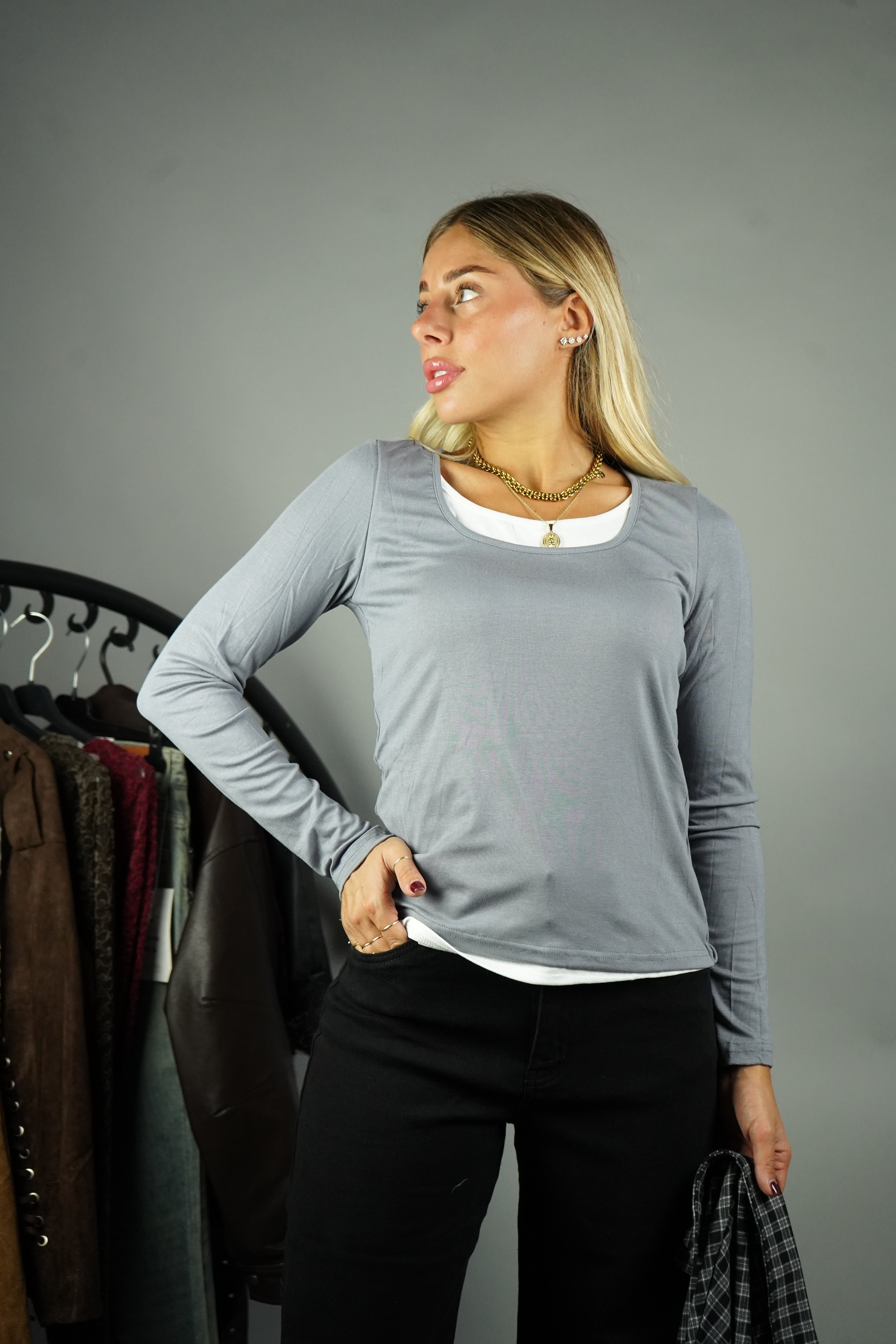 MAGLIA COMFY GRIGIA