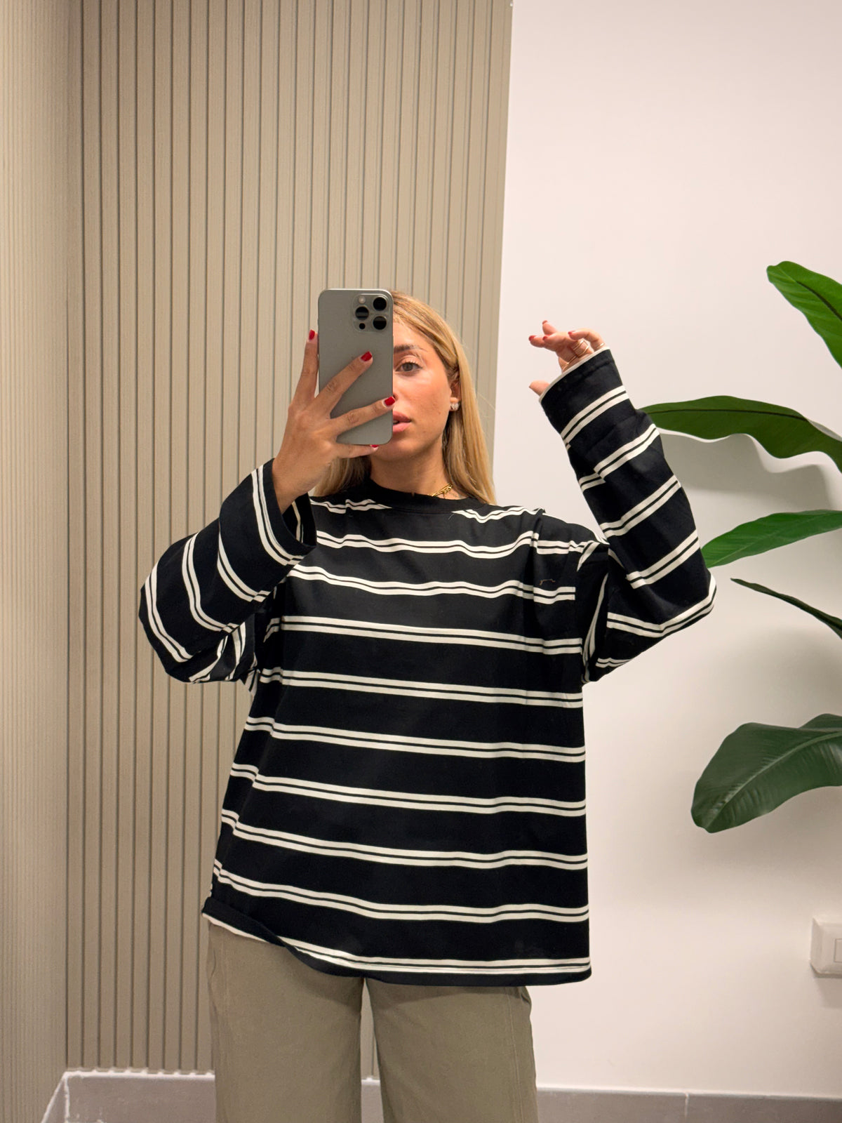 T-SHIRT RIGHE NERA