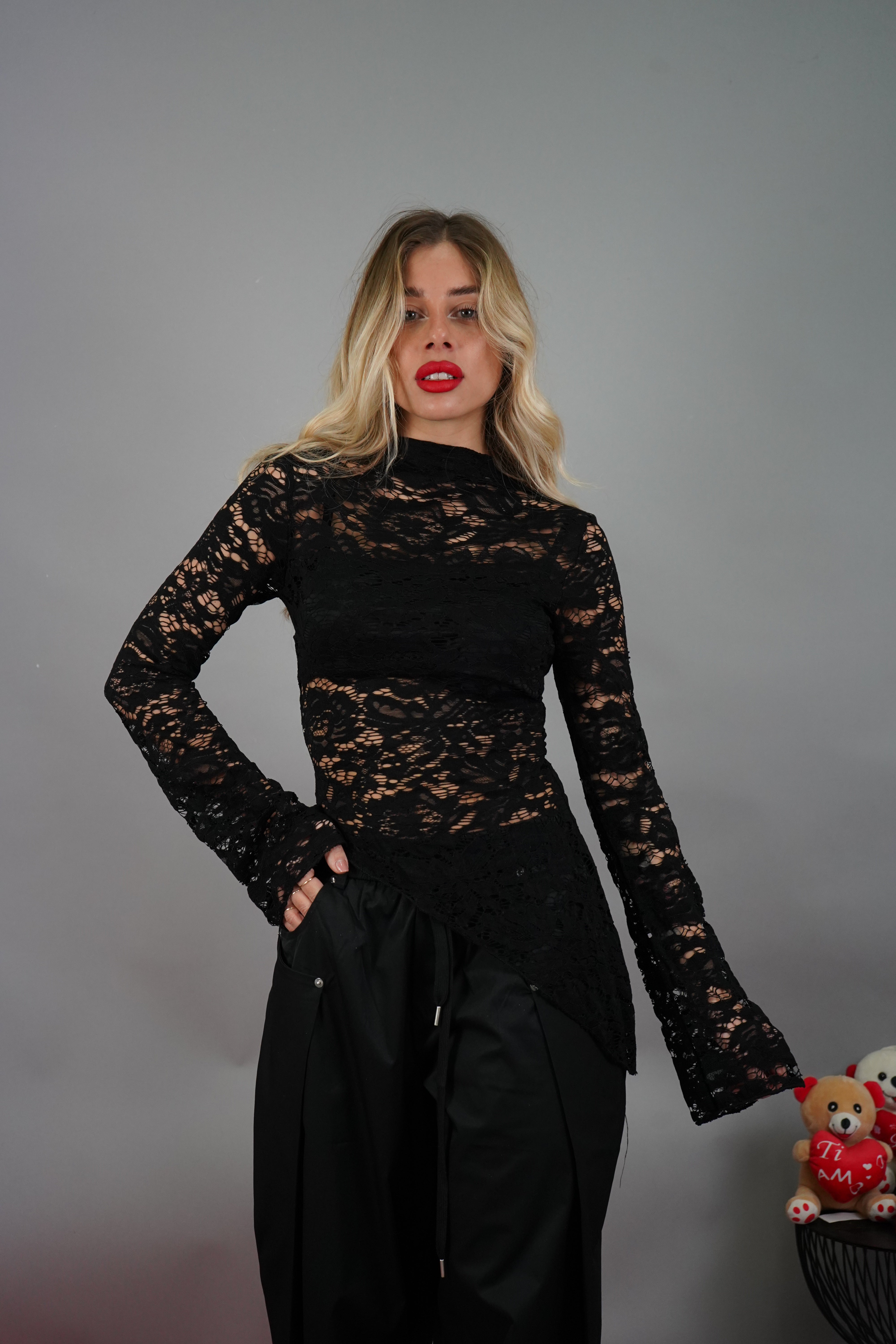 TOP PIZZO ASIMMETRICO NERO