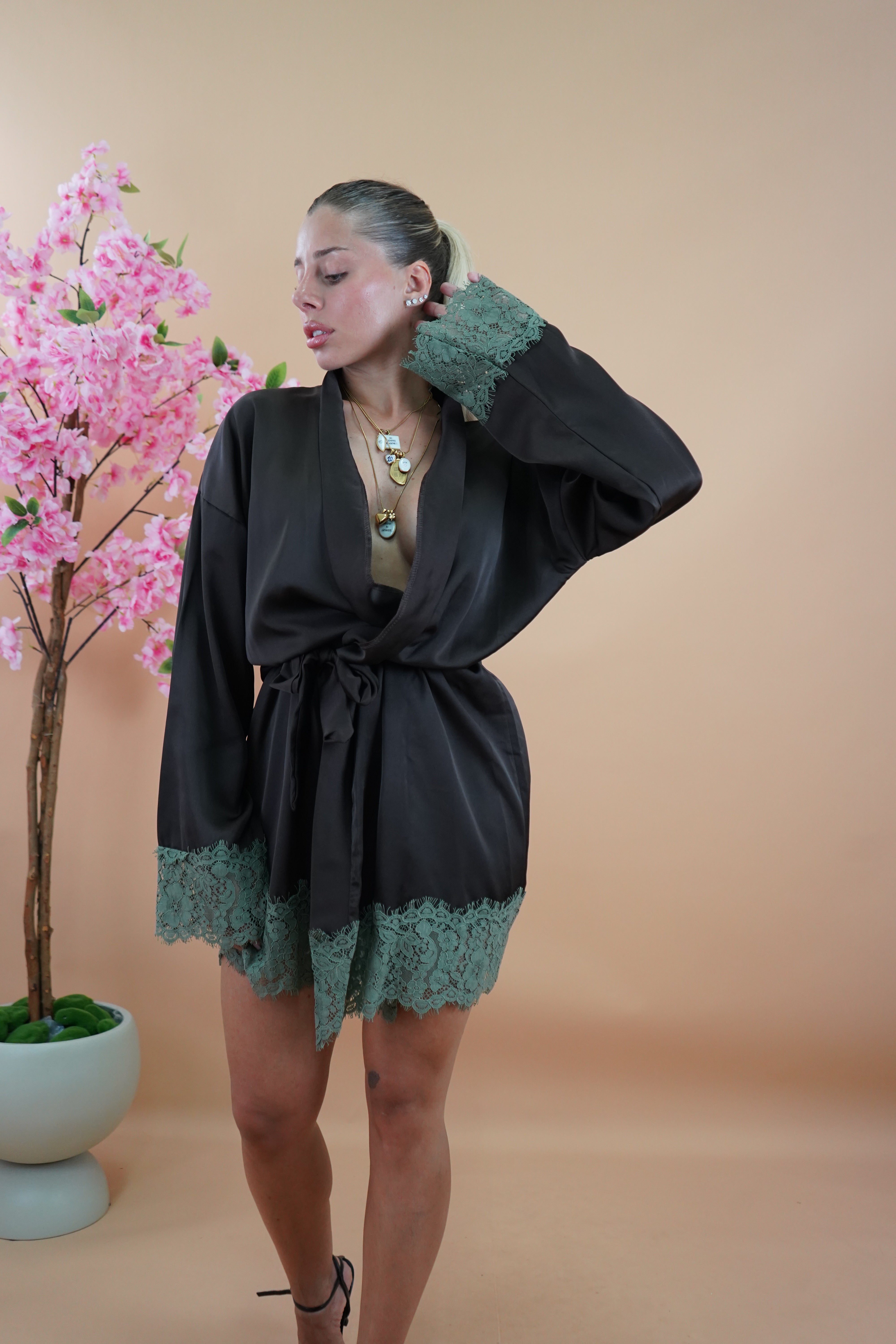 DRESS KIMONO SATIN MARRONE