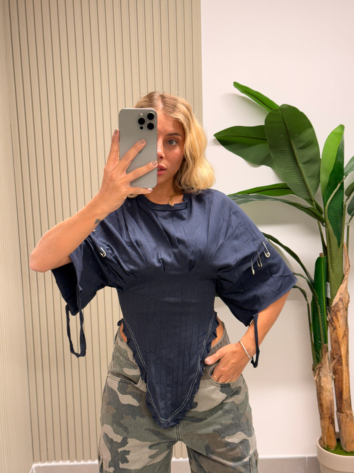 T-SHIRT CORSETTO CON SPILLE BLU