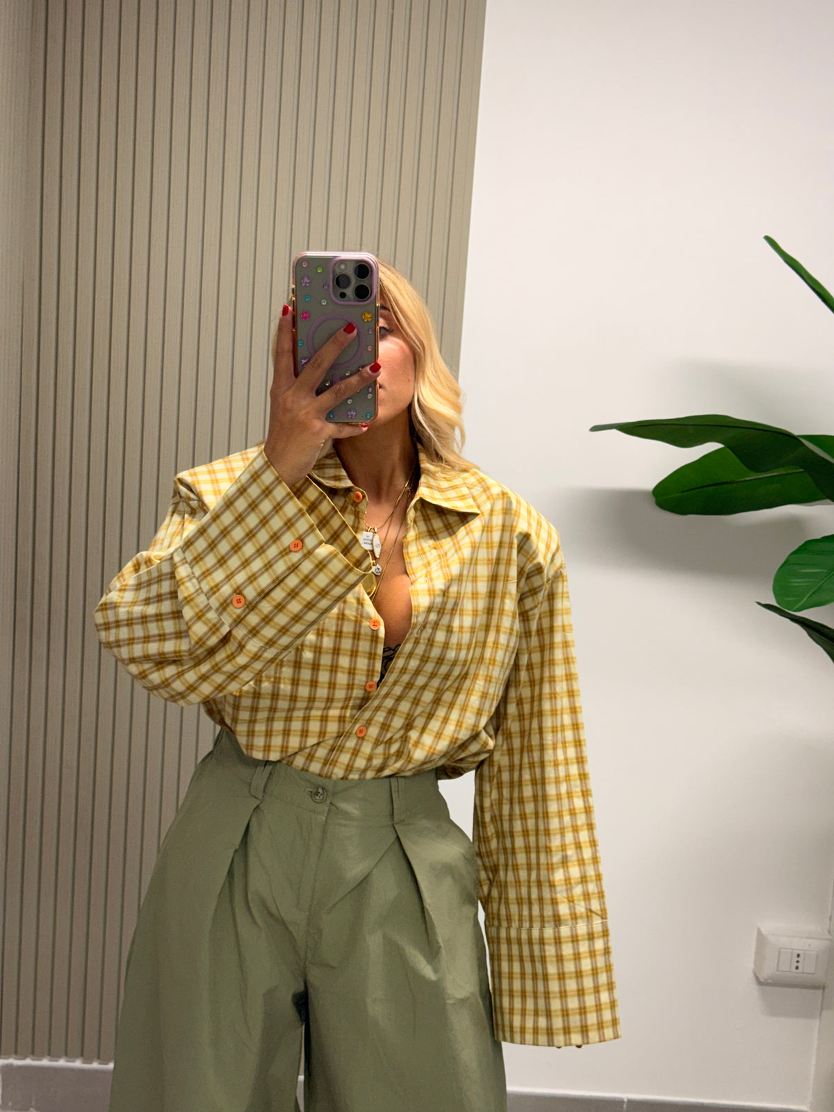 CAMICIA QUDRI CON SPALLINE OVERSIZE