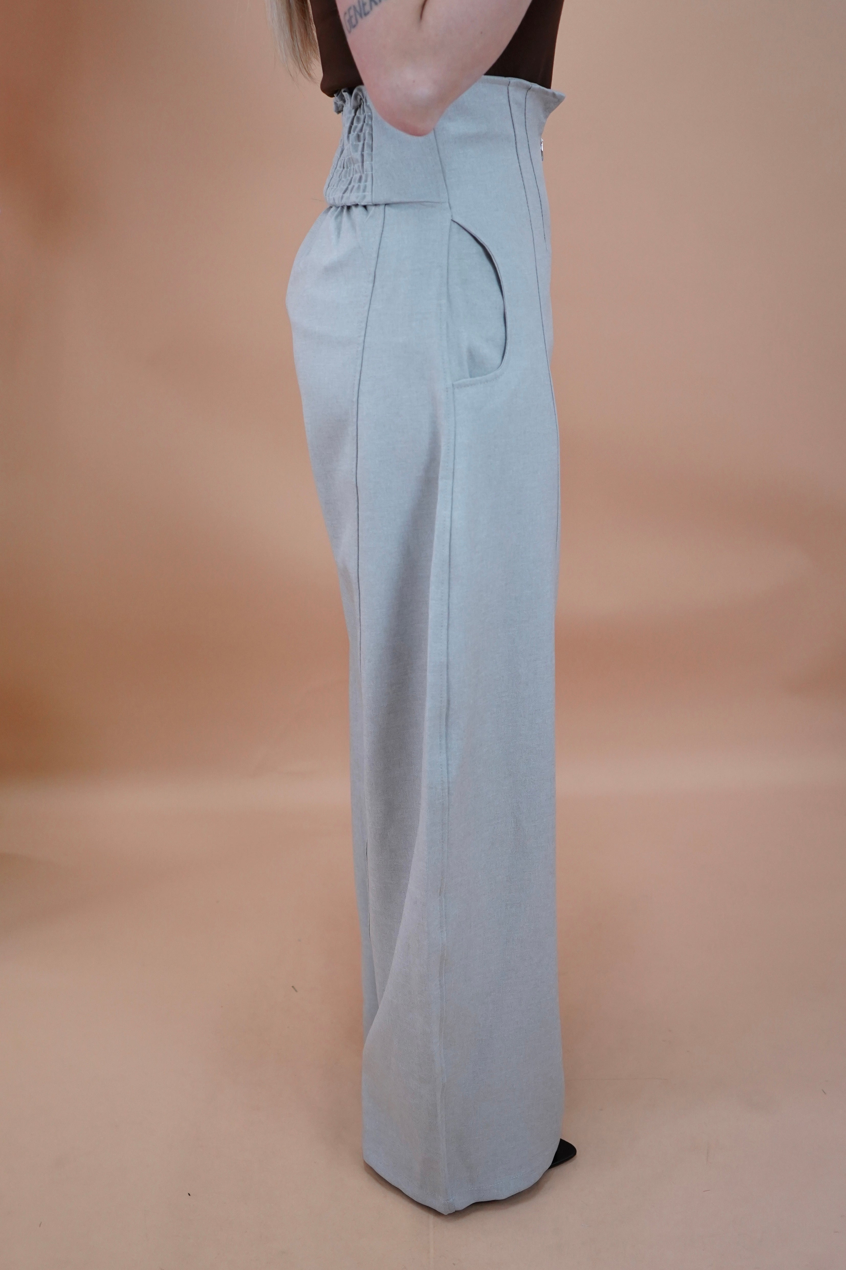 PANTALONE BALLON CON ZIP BEIGE