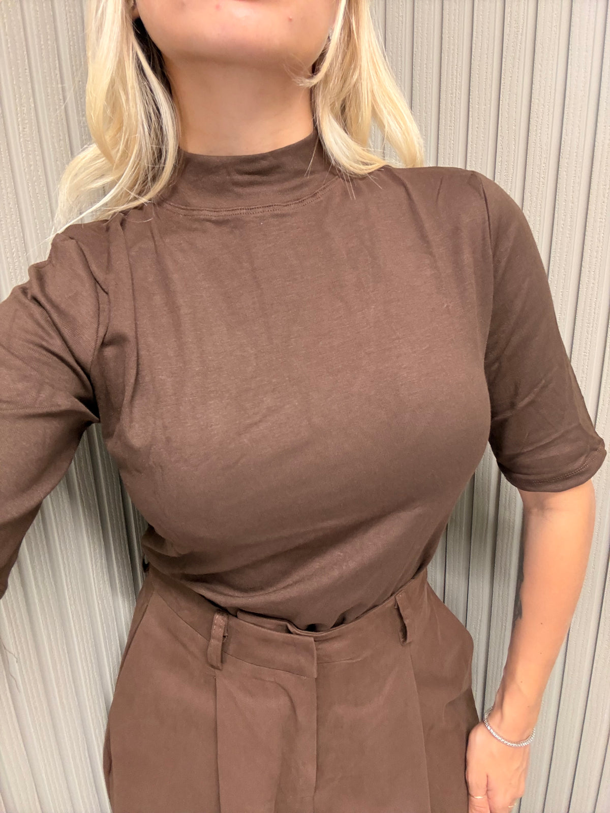 MAGLIA PERFECT MARRONE
