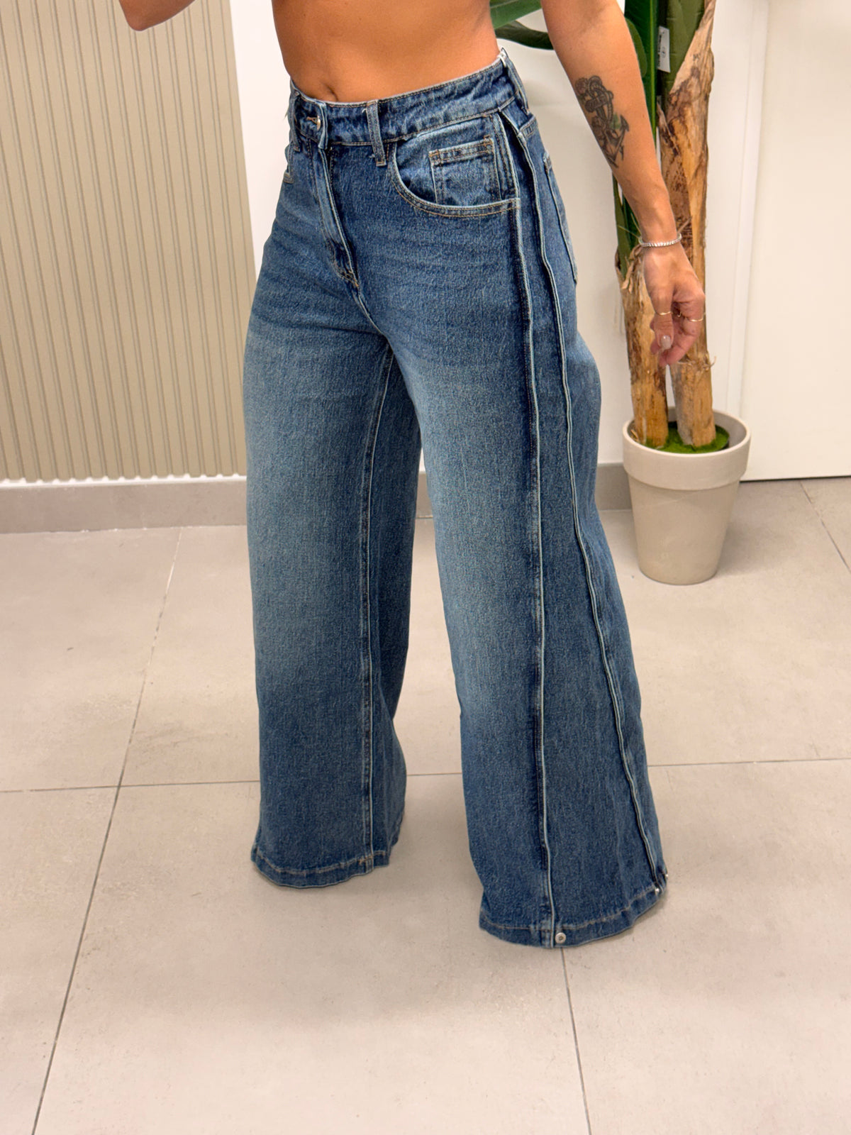 JEANS WIDE LEG BOTTONCINI