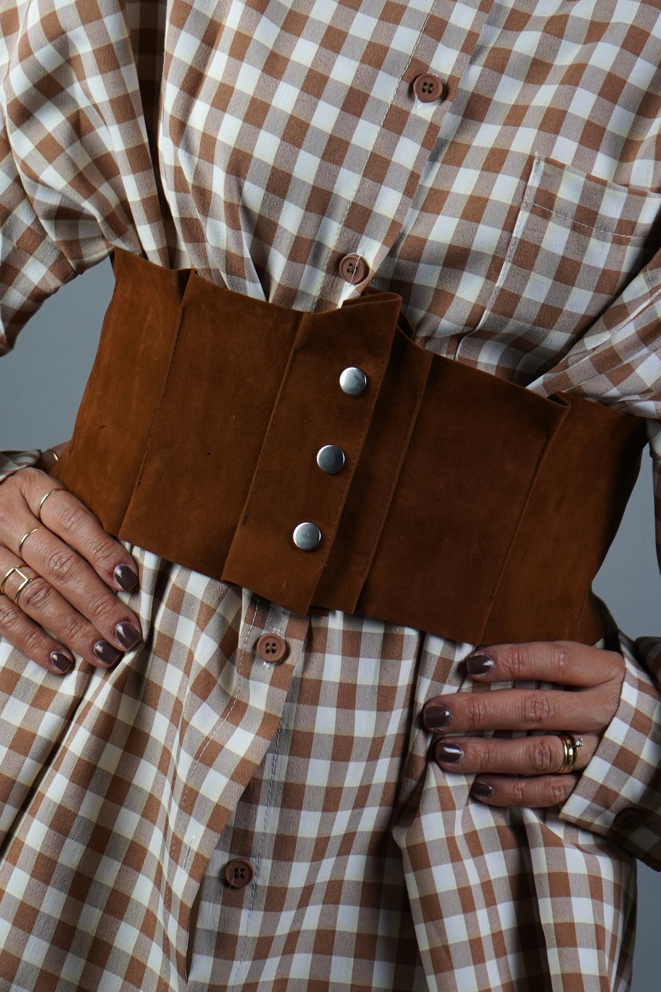 CORSETTO CAMOSCIO CIOCCOLATO LATTE