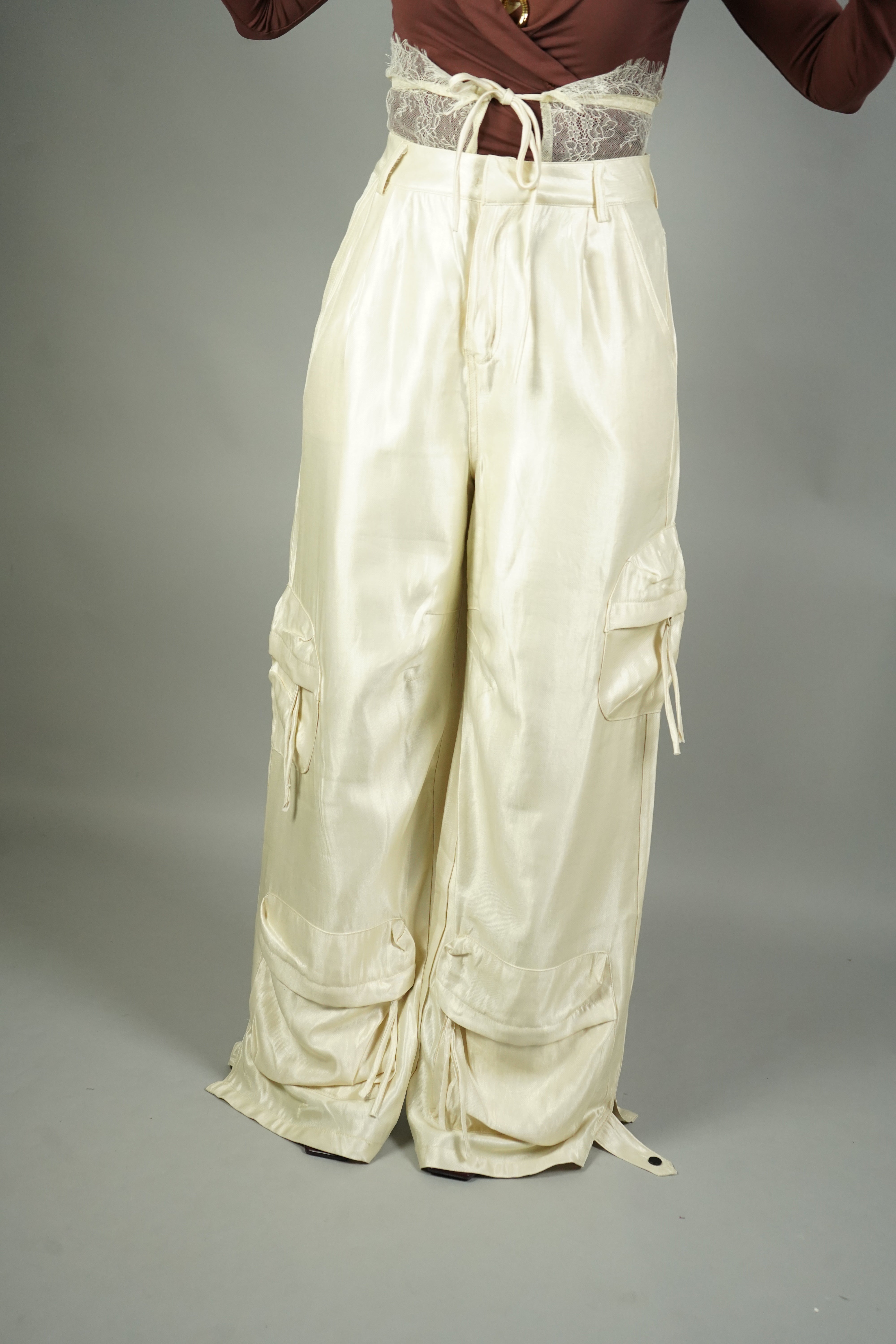 CARGO SATIN HOLLYWOOD PANNA