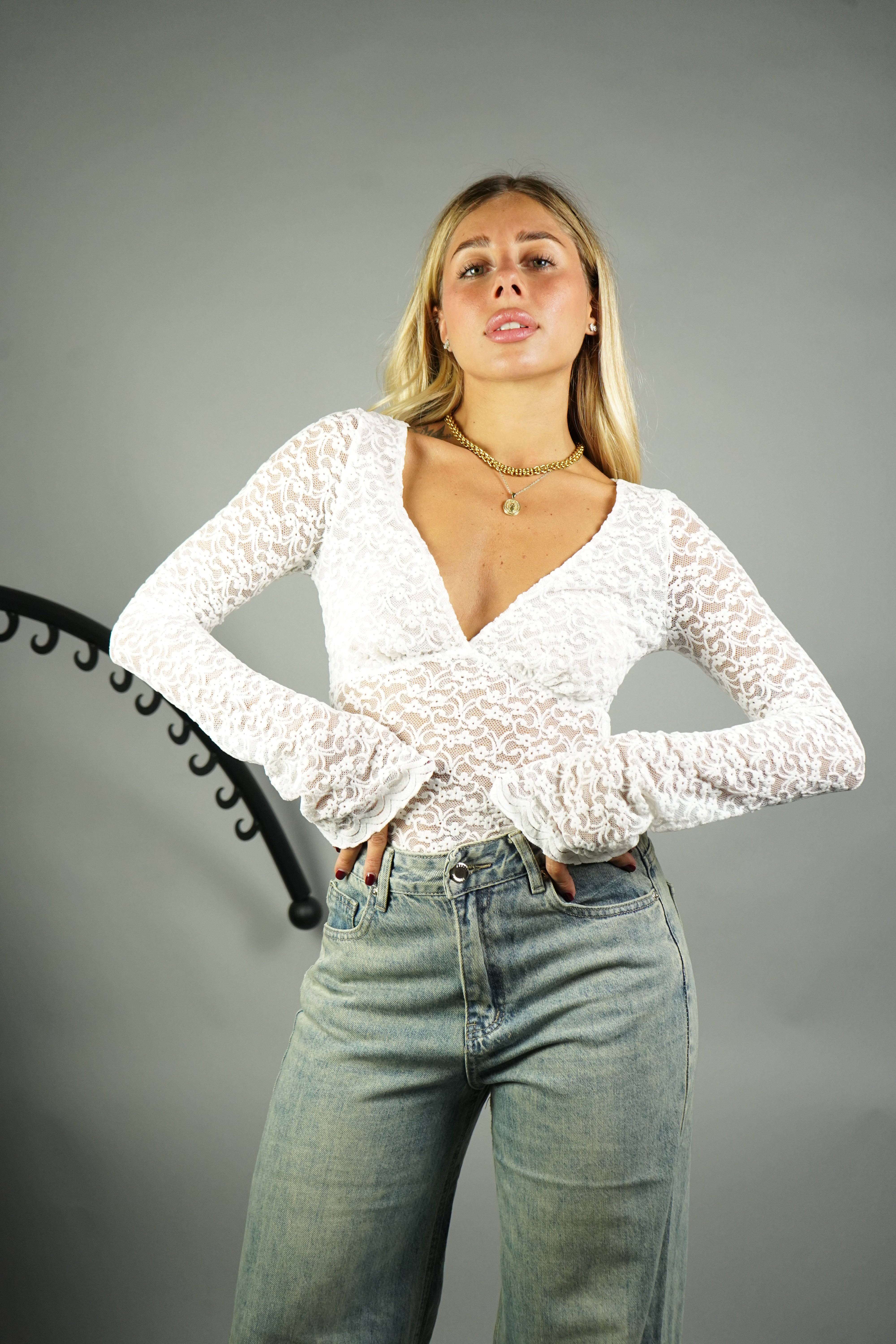 MAGLIA FLORA BIANCA