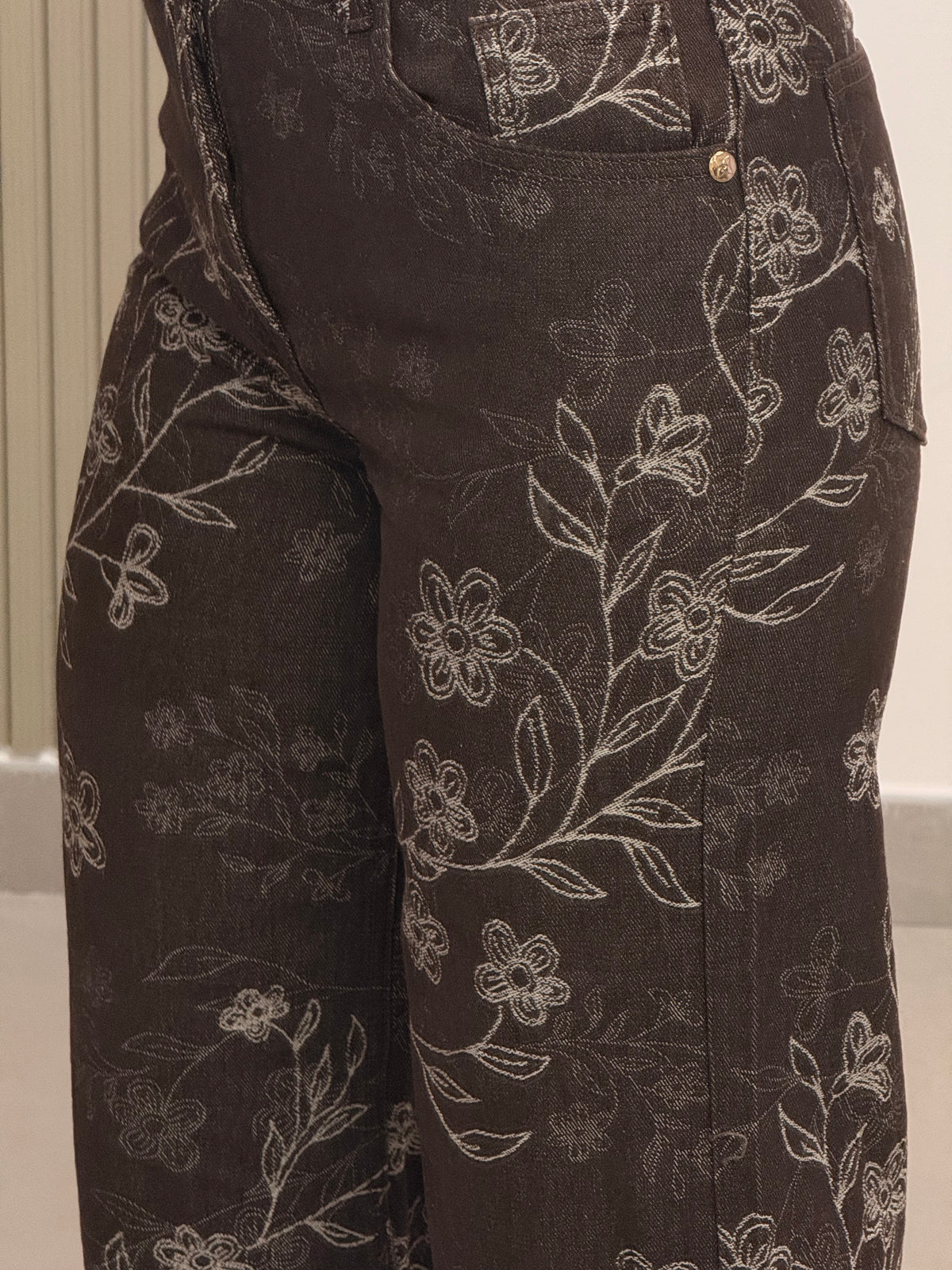 JEANS FIORI MARRONE