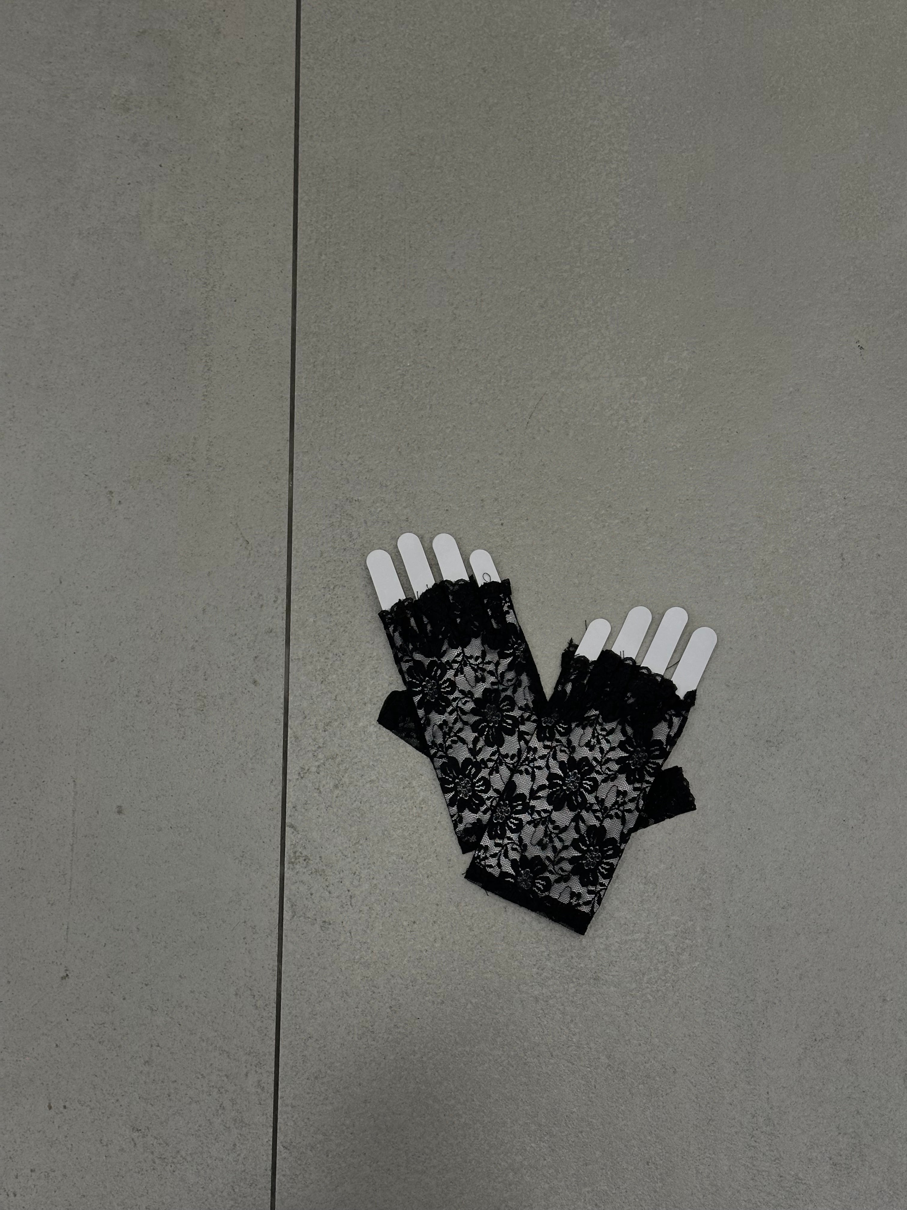 GUANTI IN PIZZO CORTI