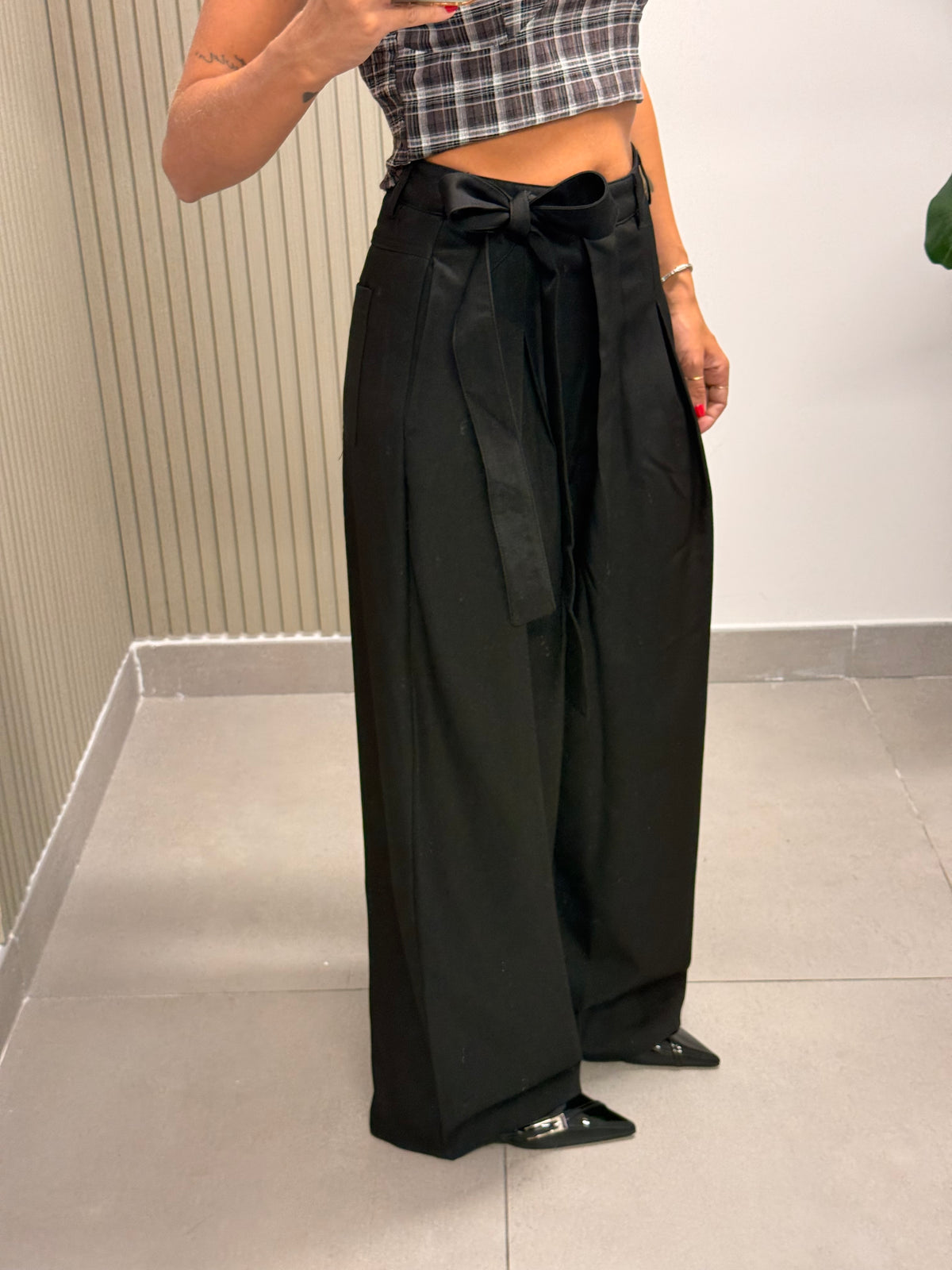 PANTALONE FIOCCO NERO