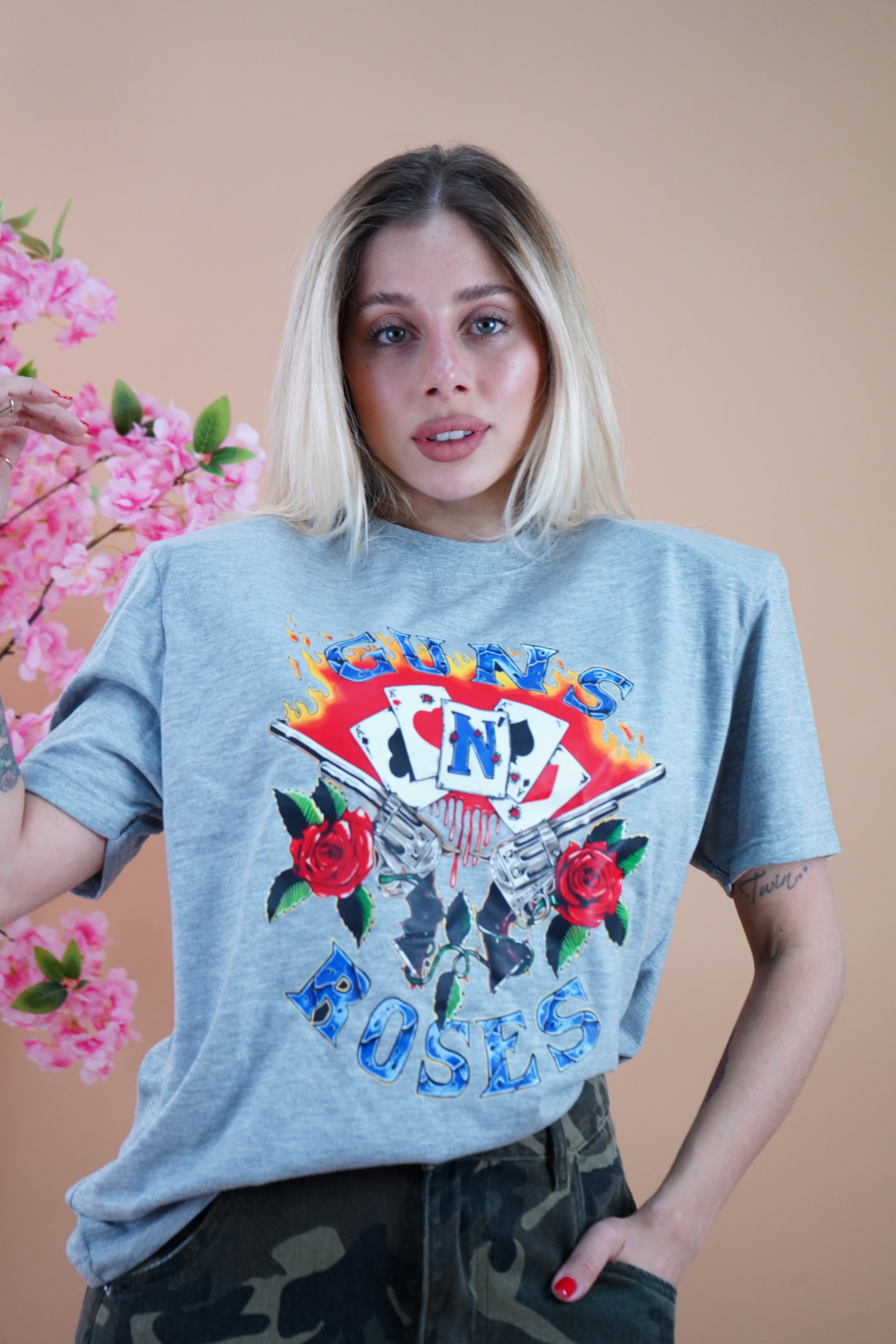 T-SHIRT ROCK GUNS ROSES GRIGIA