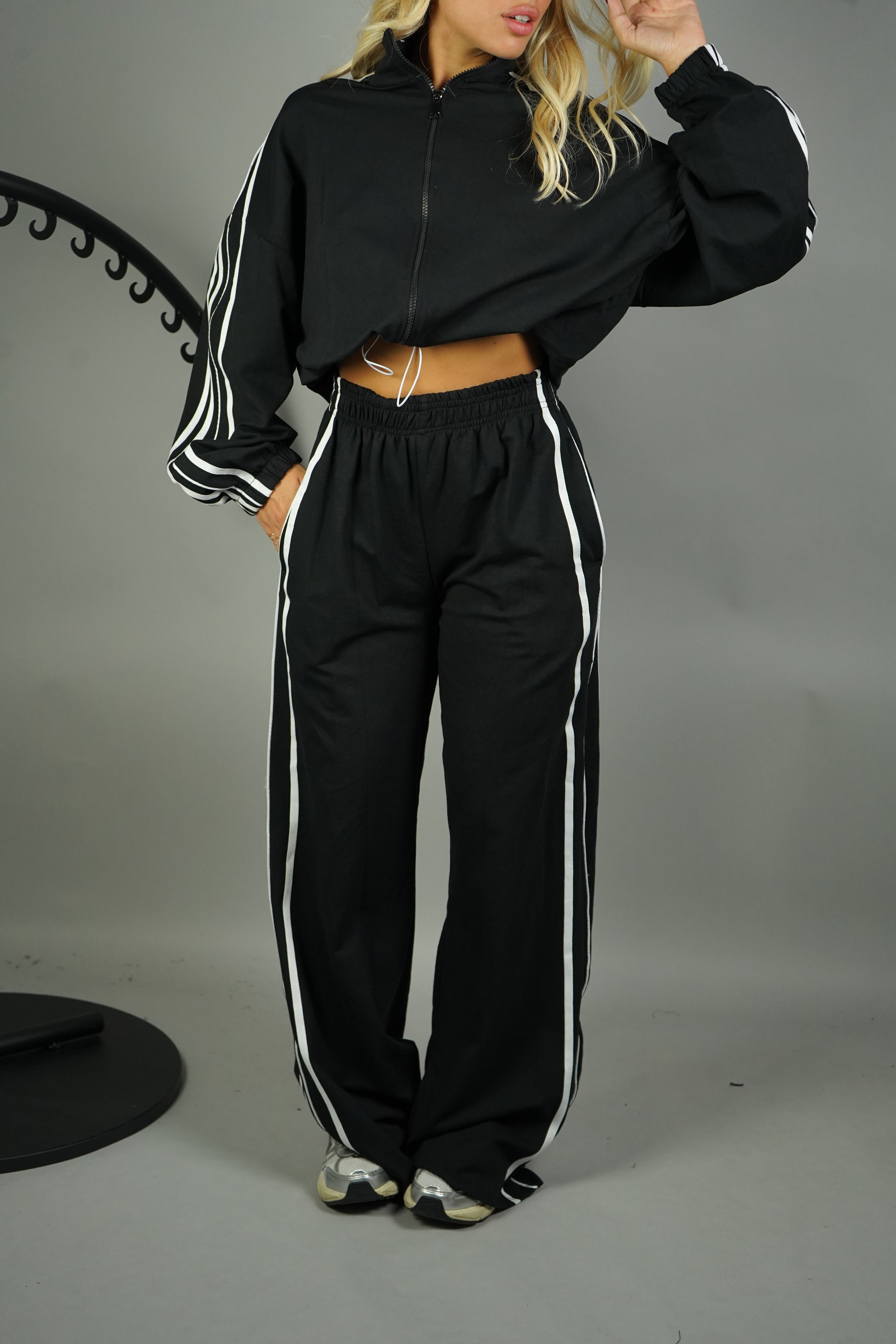 COORDINATO TUTA DAISY NERO