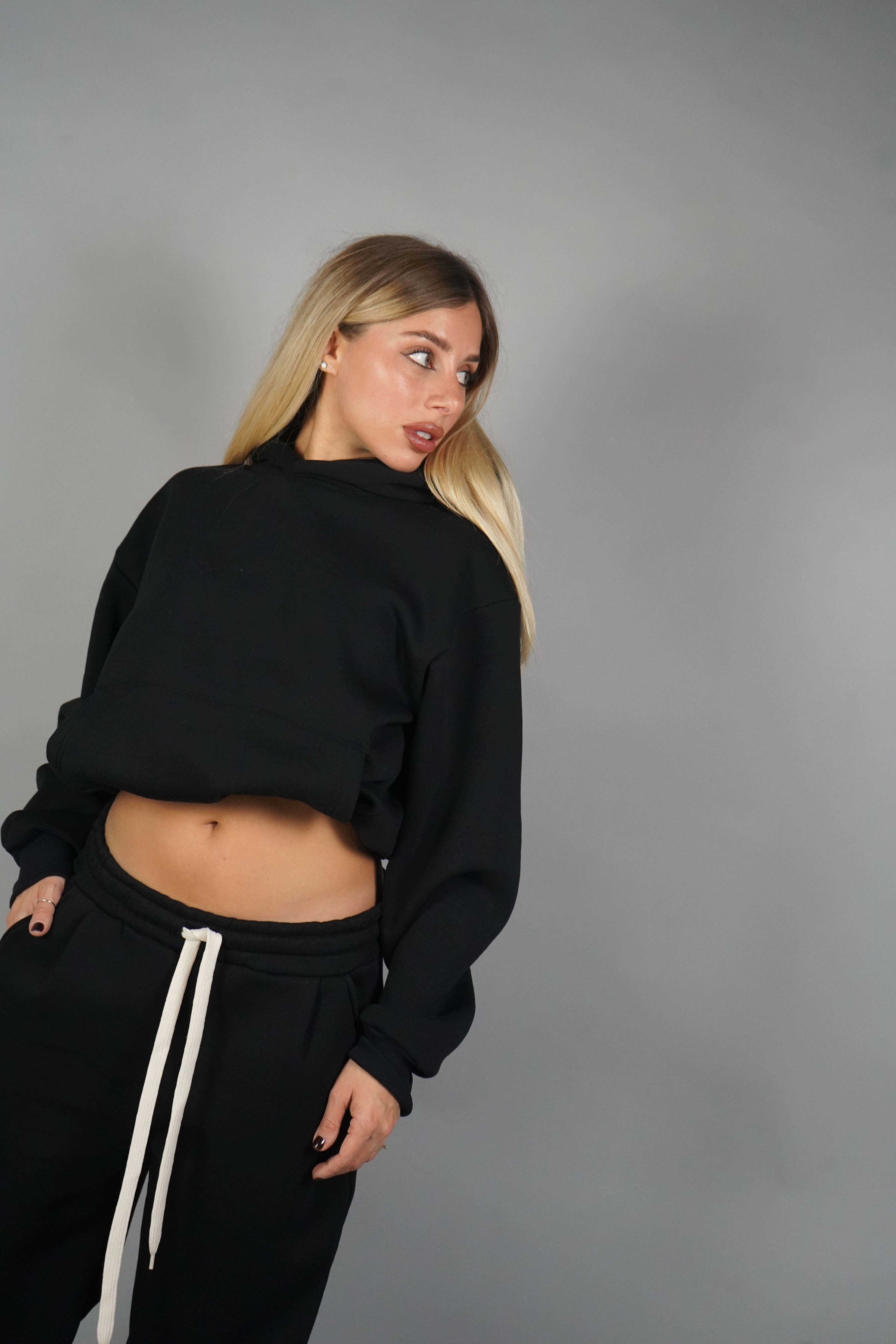 TUTA MADRID BOXY FIT NERA