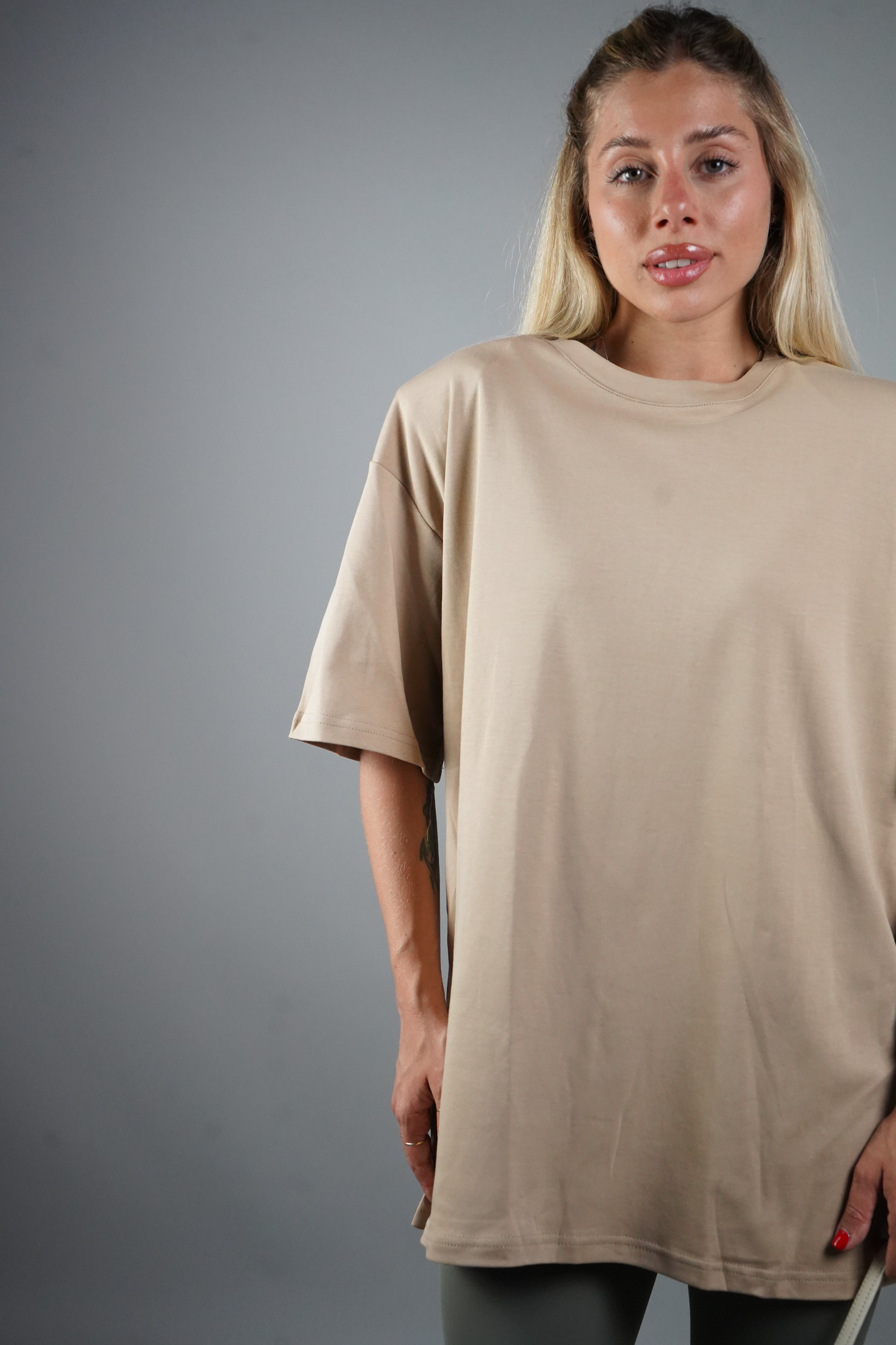 T-SHIRT SPALLINE BEIGE