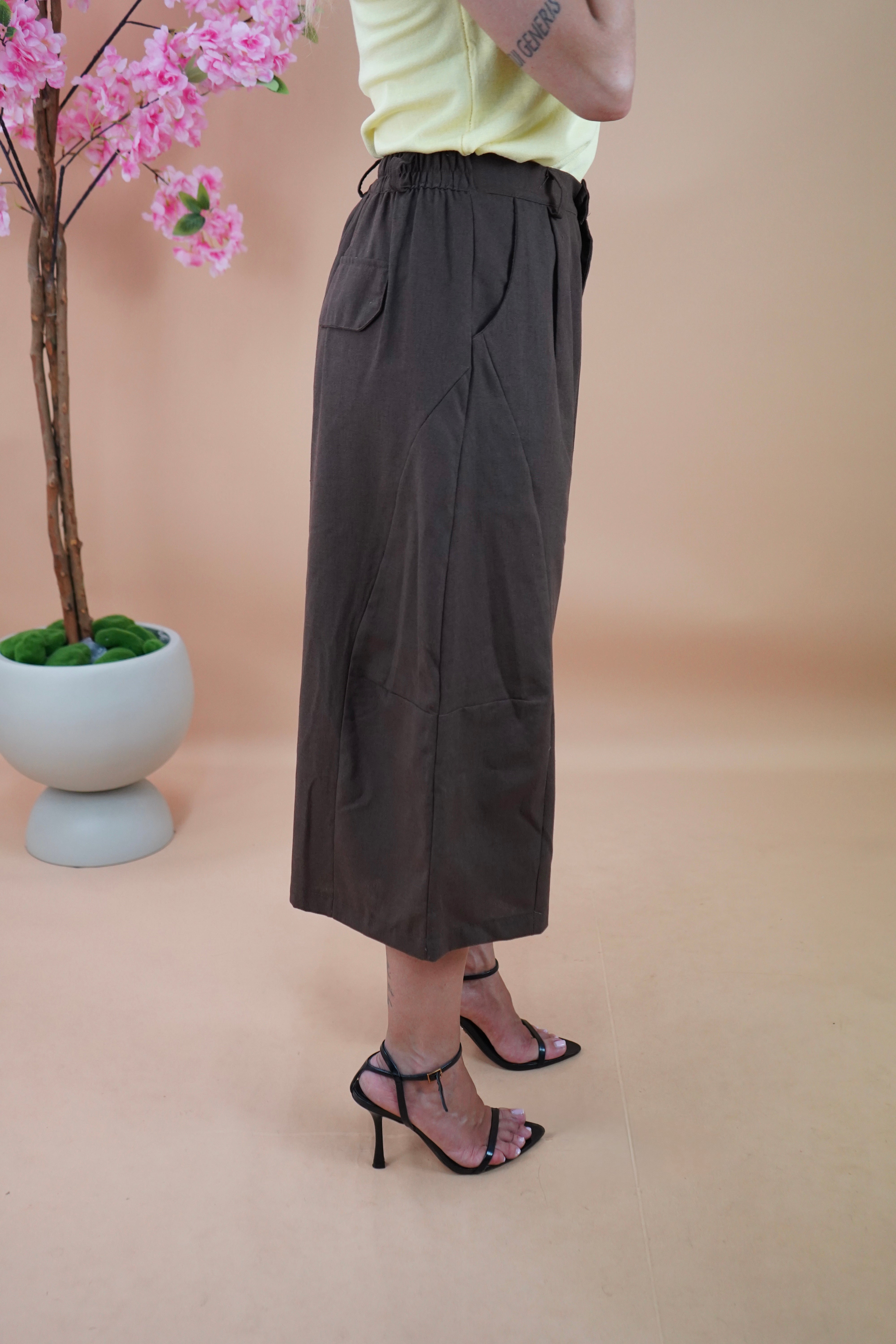 BERMUDA MAXI IN FILO MARRONE