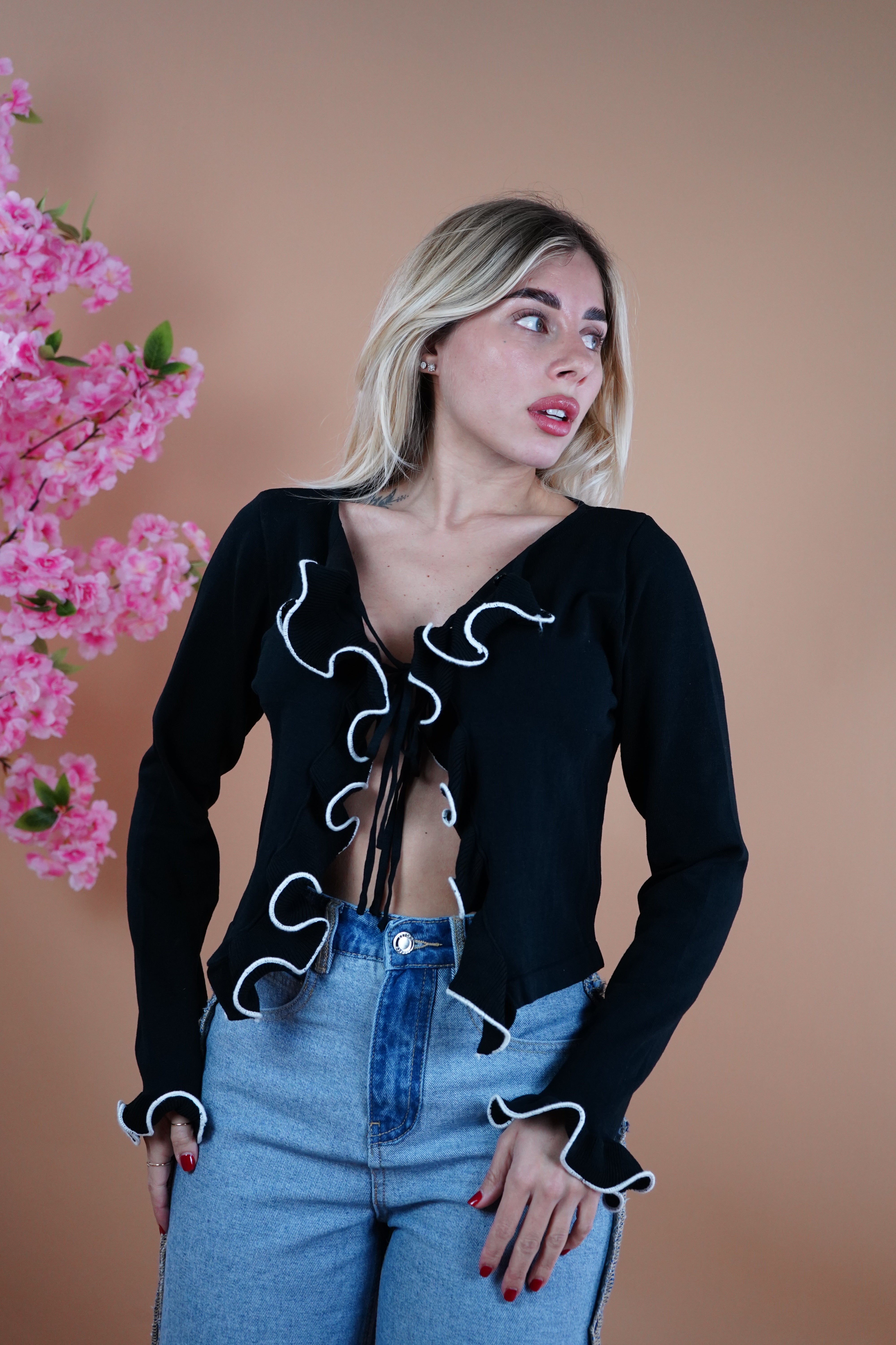 MAGLIA NEFFA NERA