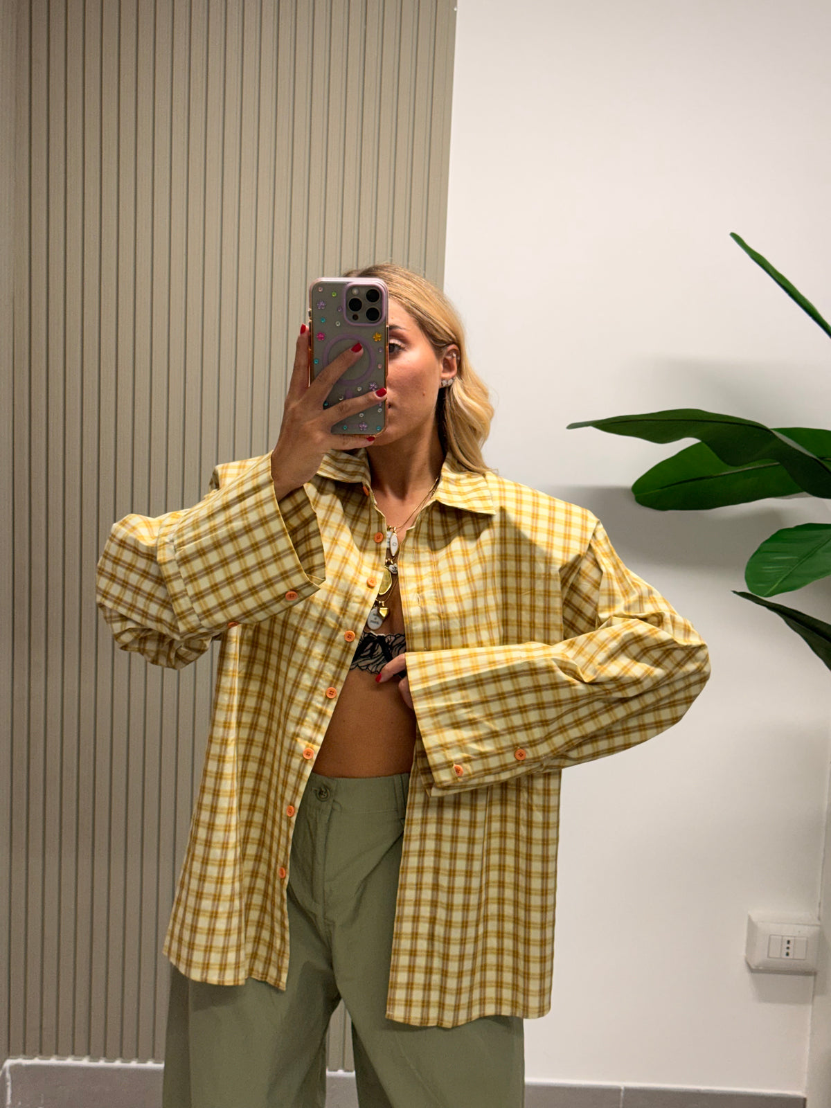 CAMICIA QUDRI CON SPALLINE OVERSIZE