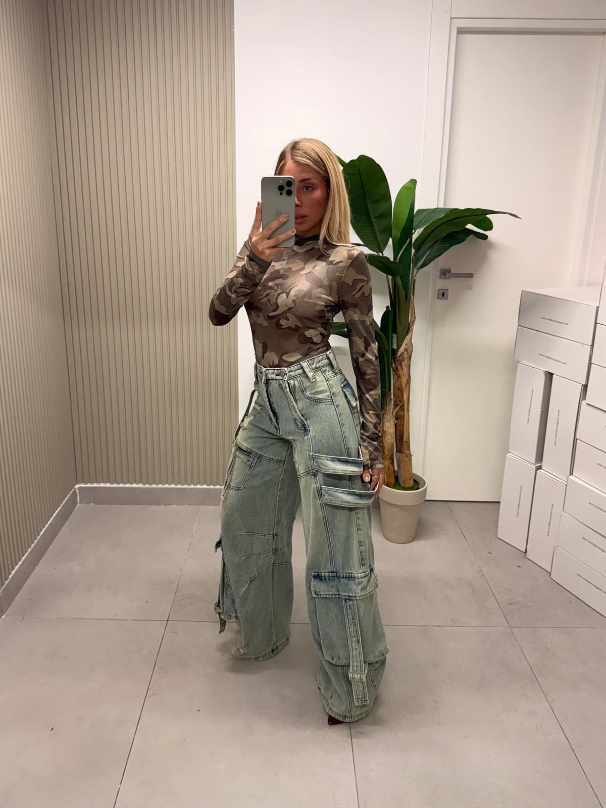JEANS GUE