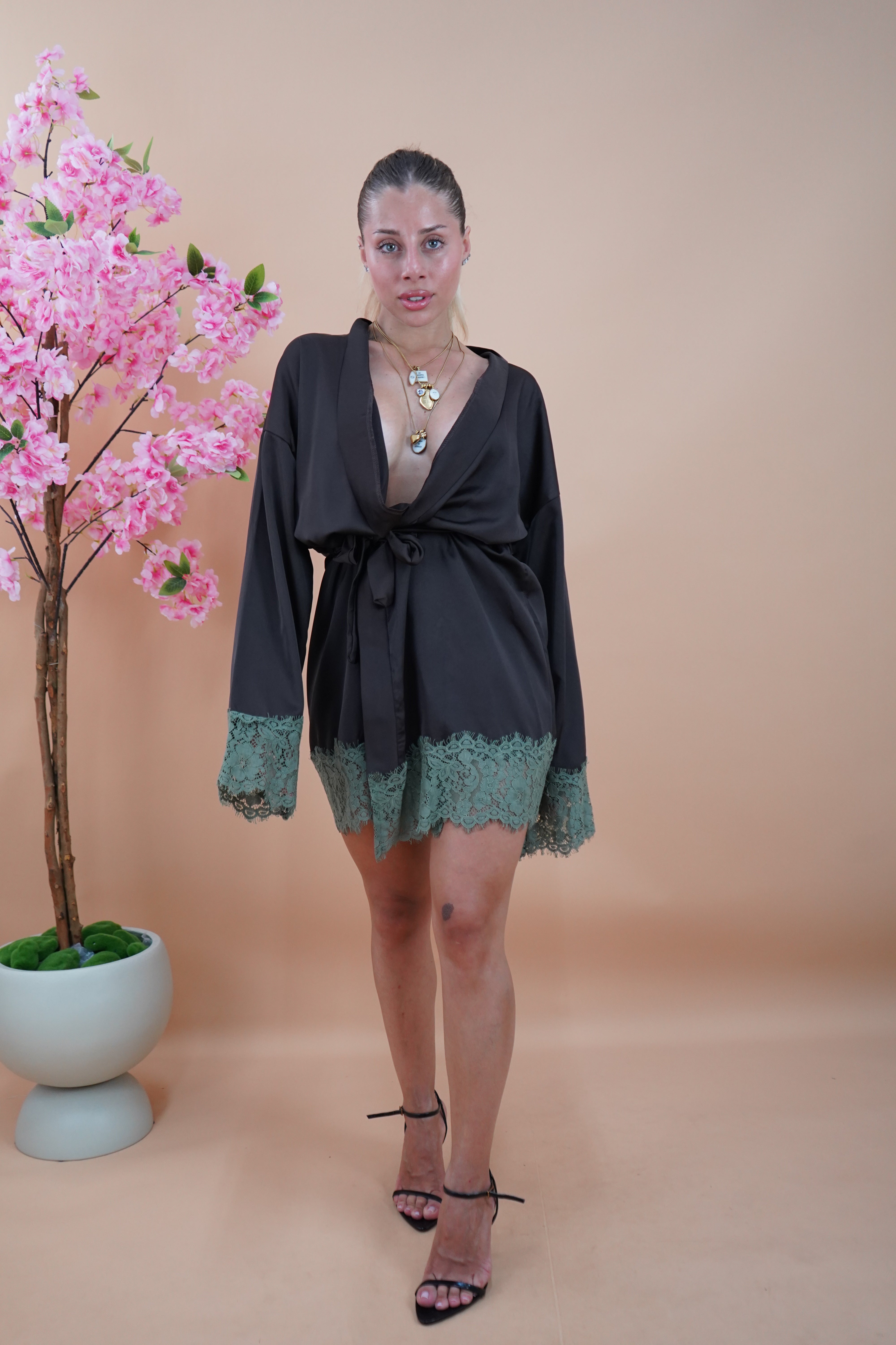DRESS KIMONO SATIN MARRONE
