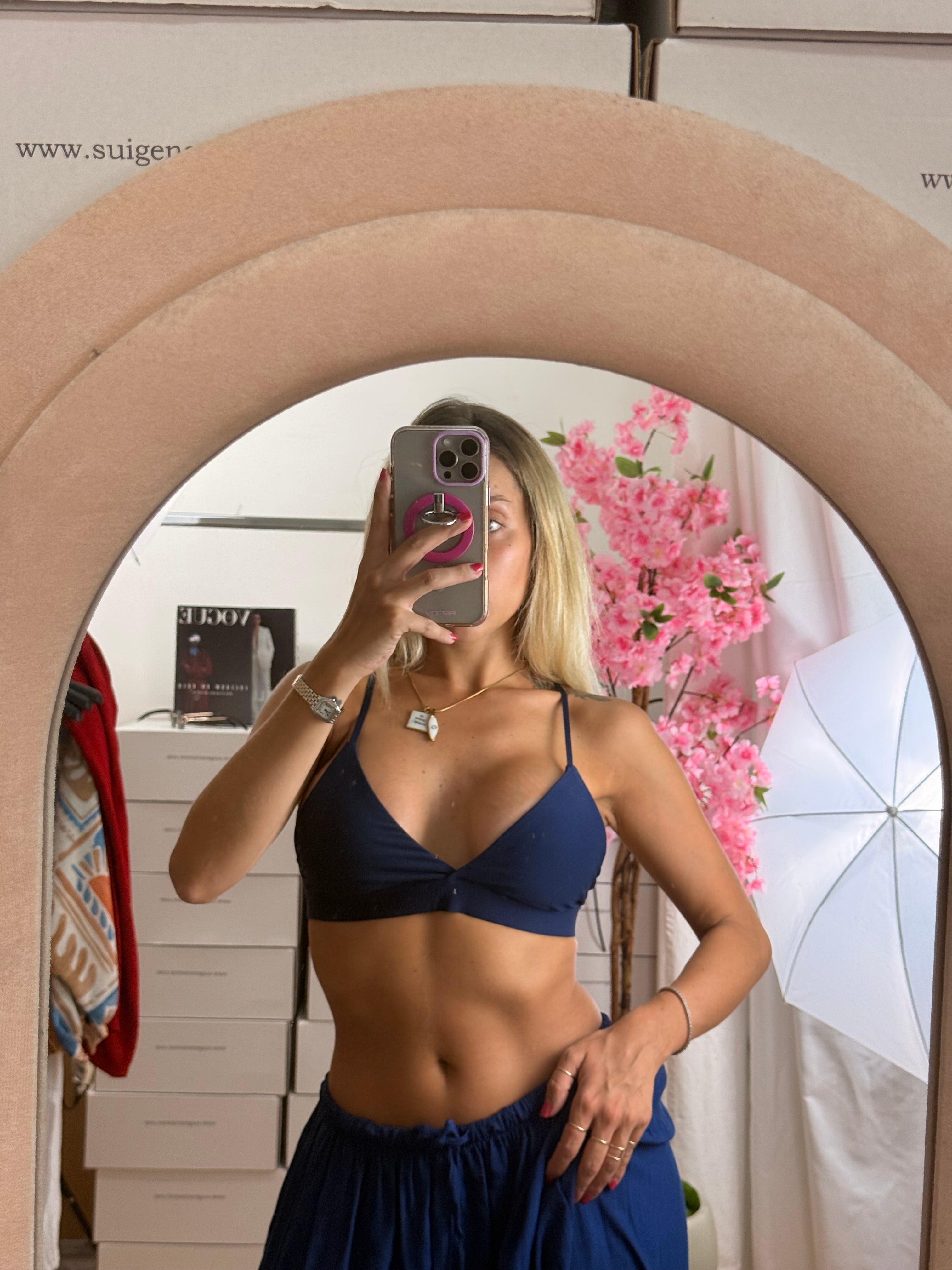 TOP TRIANGOLO BLU