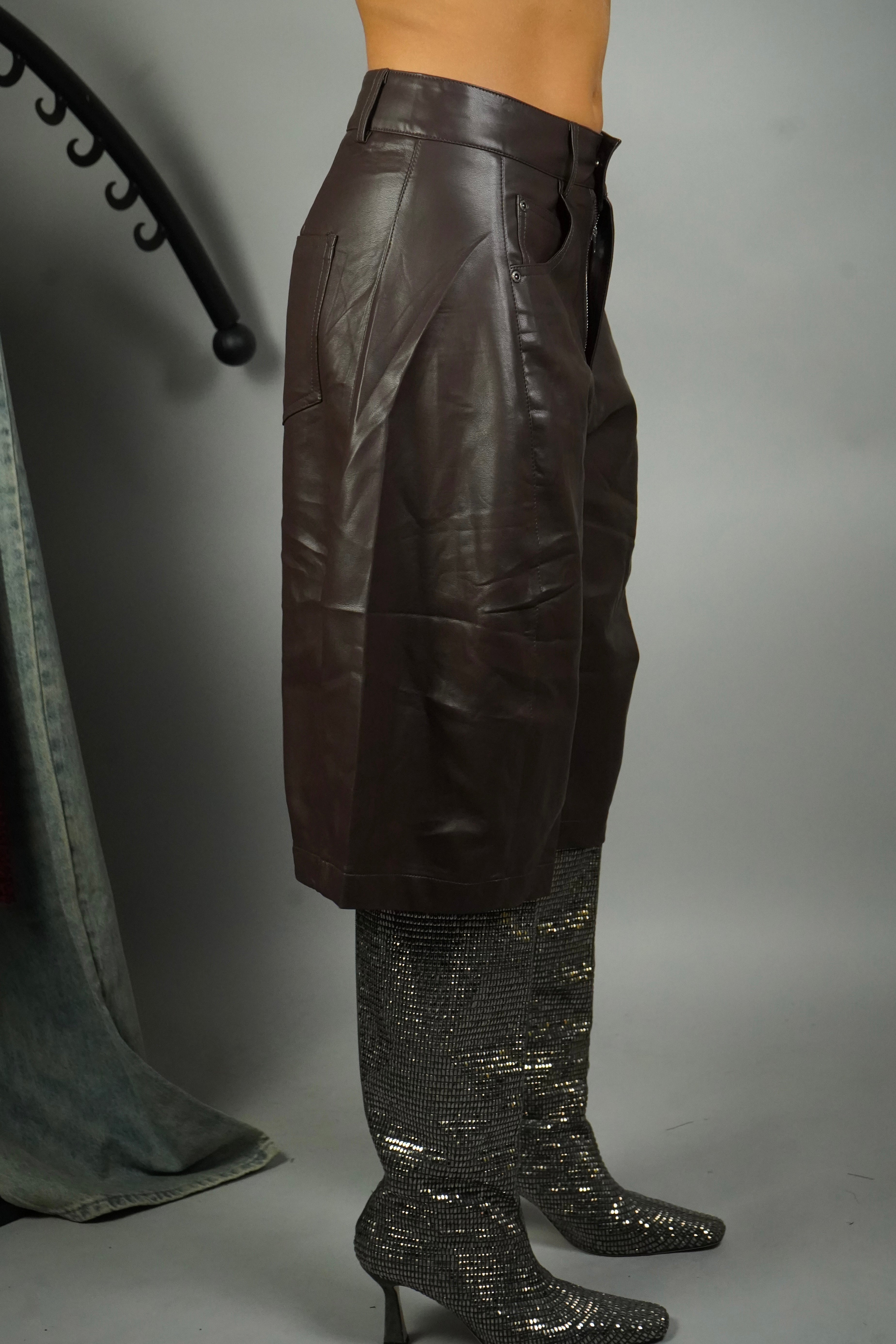 BERMUDA ECOPELLE BAGGY MARRONE