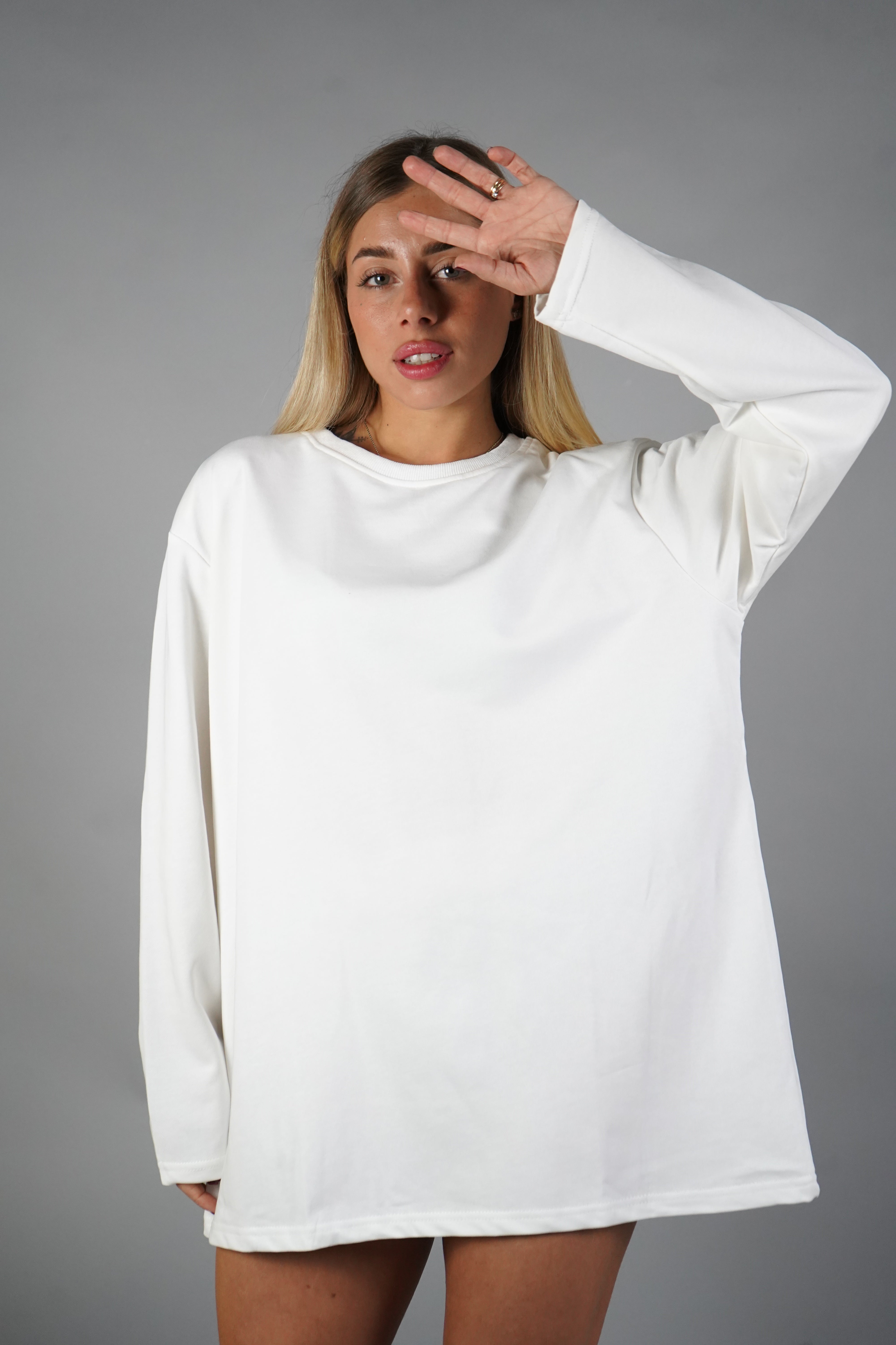 FELPA LEGGERA OVERSIZE BIANCA
