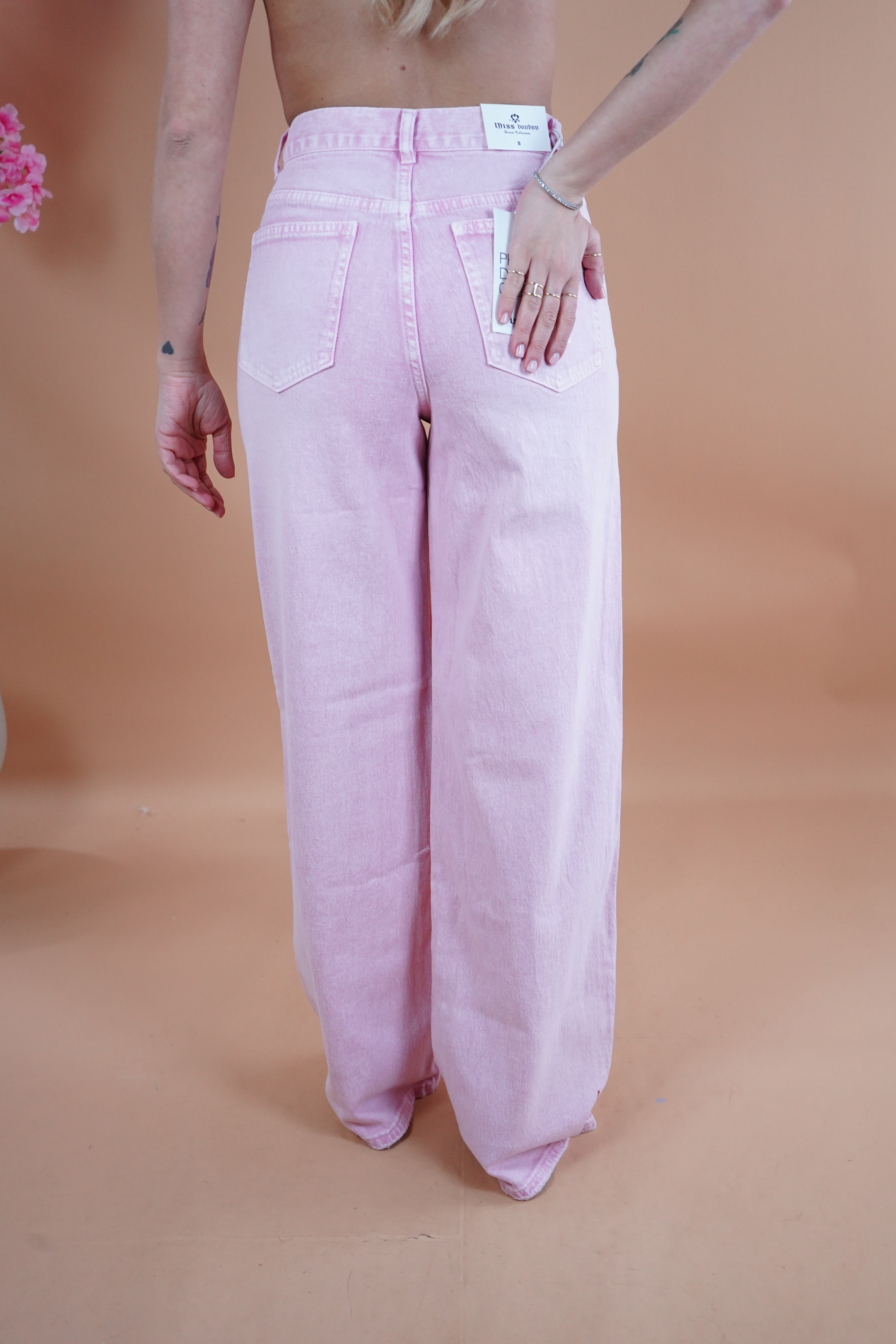 JEANS BOTTONE TRASVERSALE ROSA