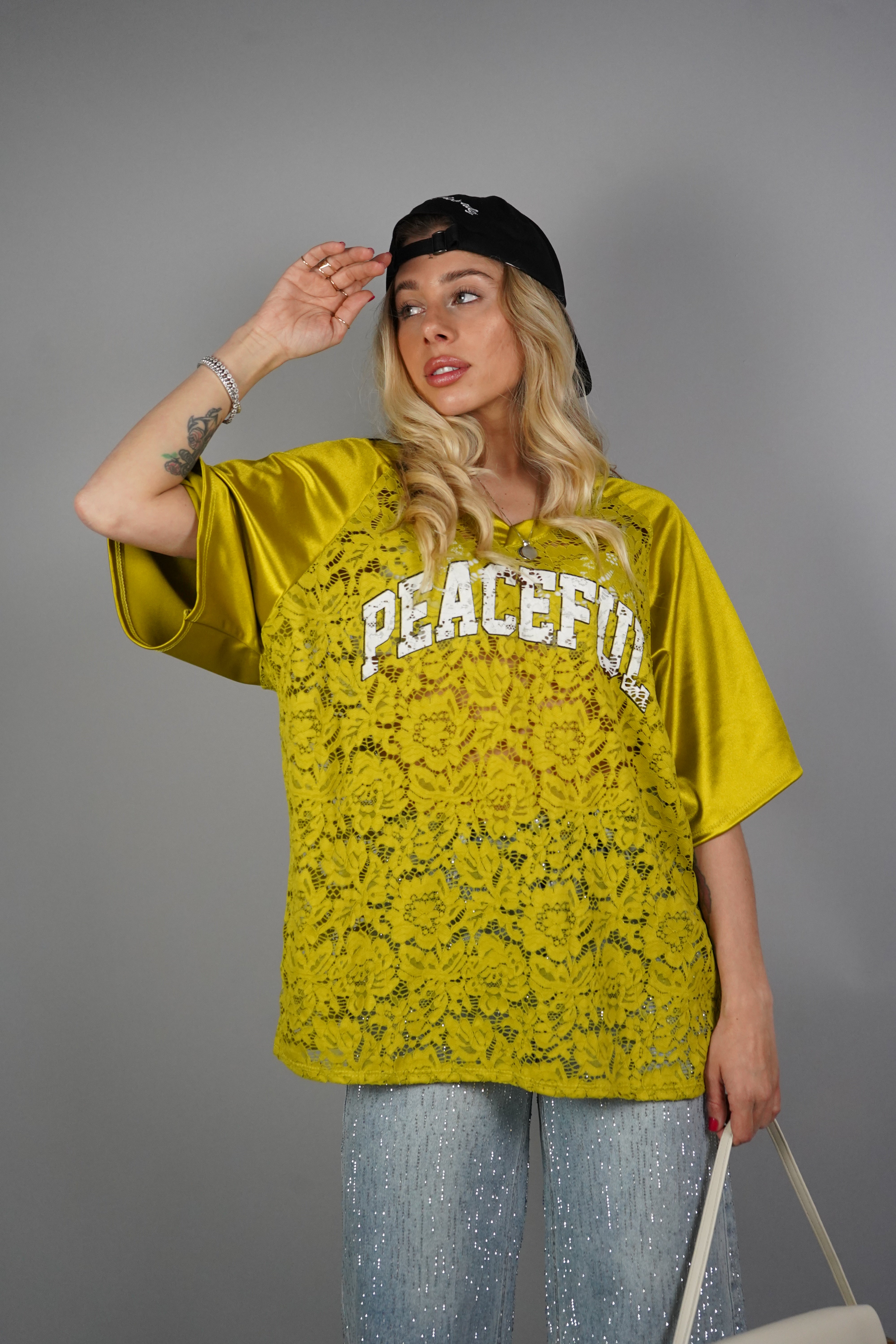 MAGLIA PEACEFUL GIALLA