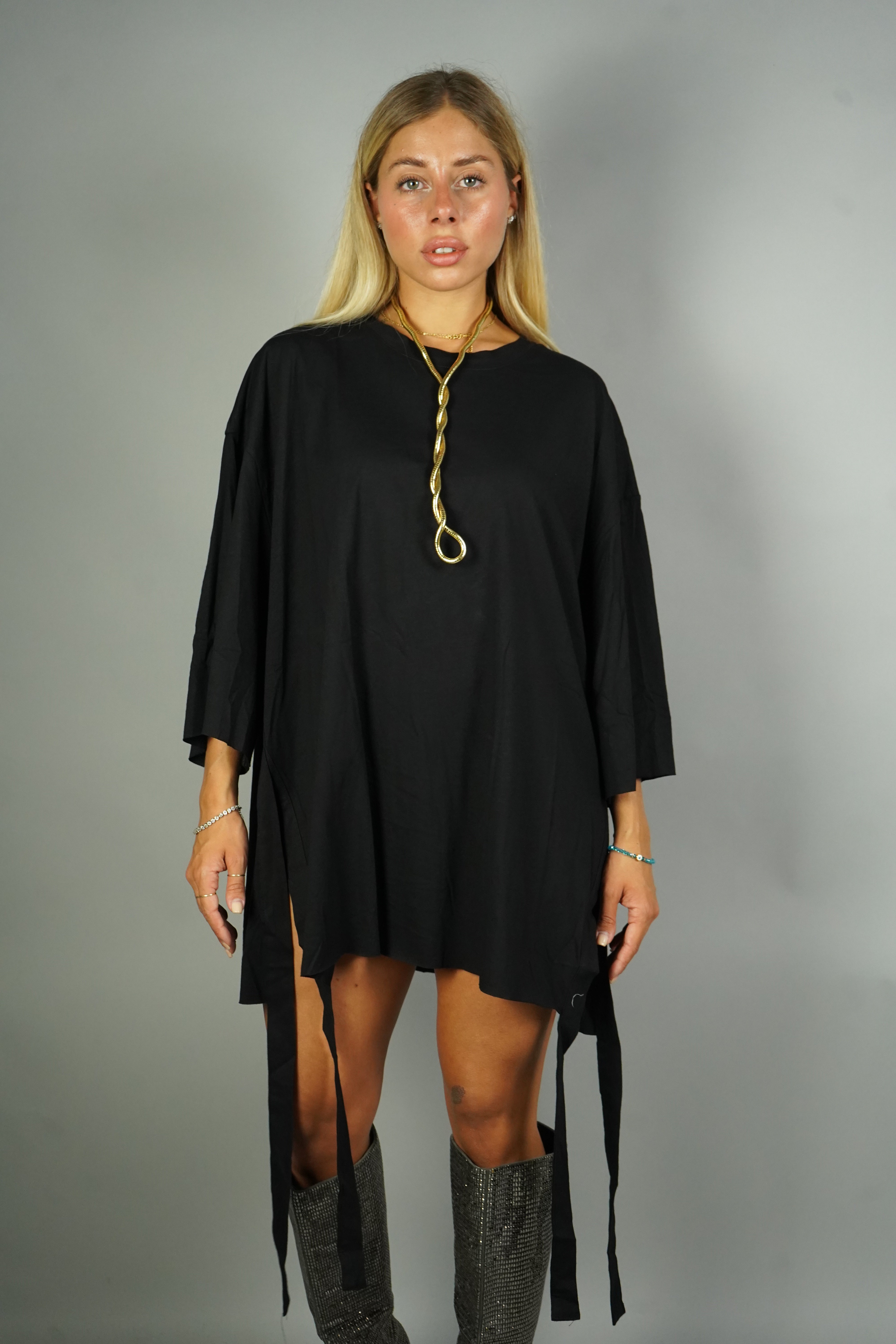 MAXI T-SHIRT MARIKA NERA