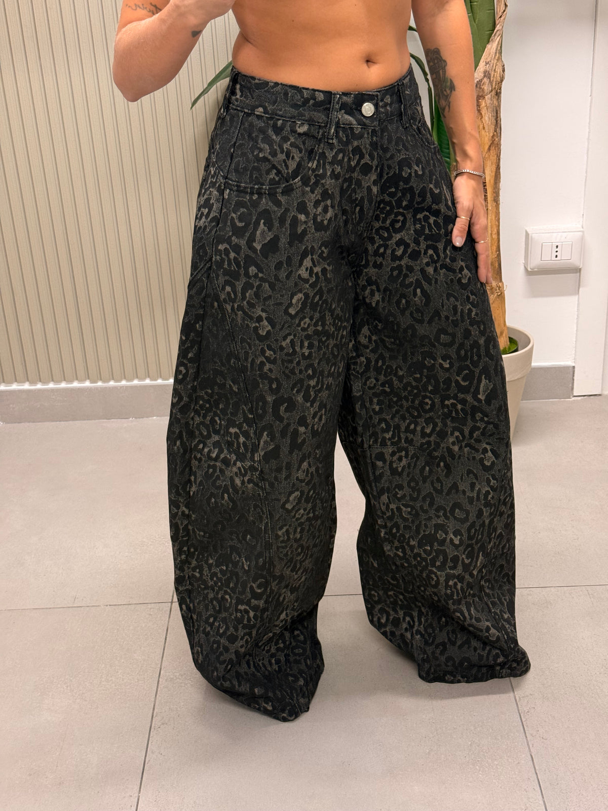 JEANS BAGGY ANIMALIER NERO
