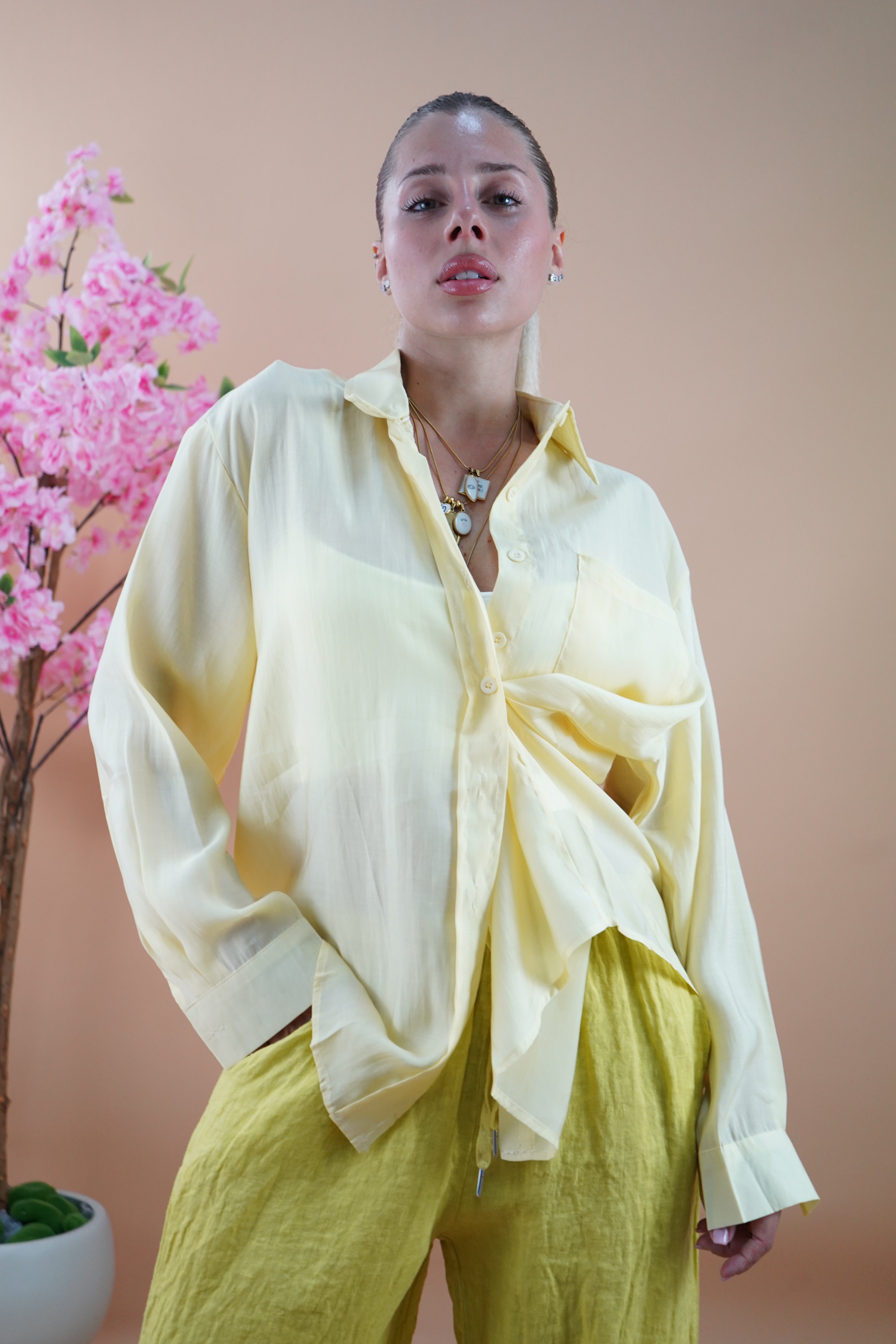 CAMICIA SEMIVELATA BOTTONE PUNTO VITA GIALLA