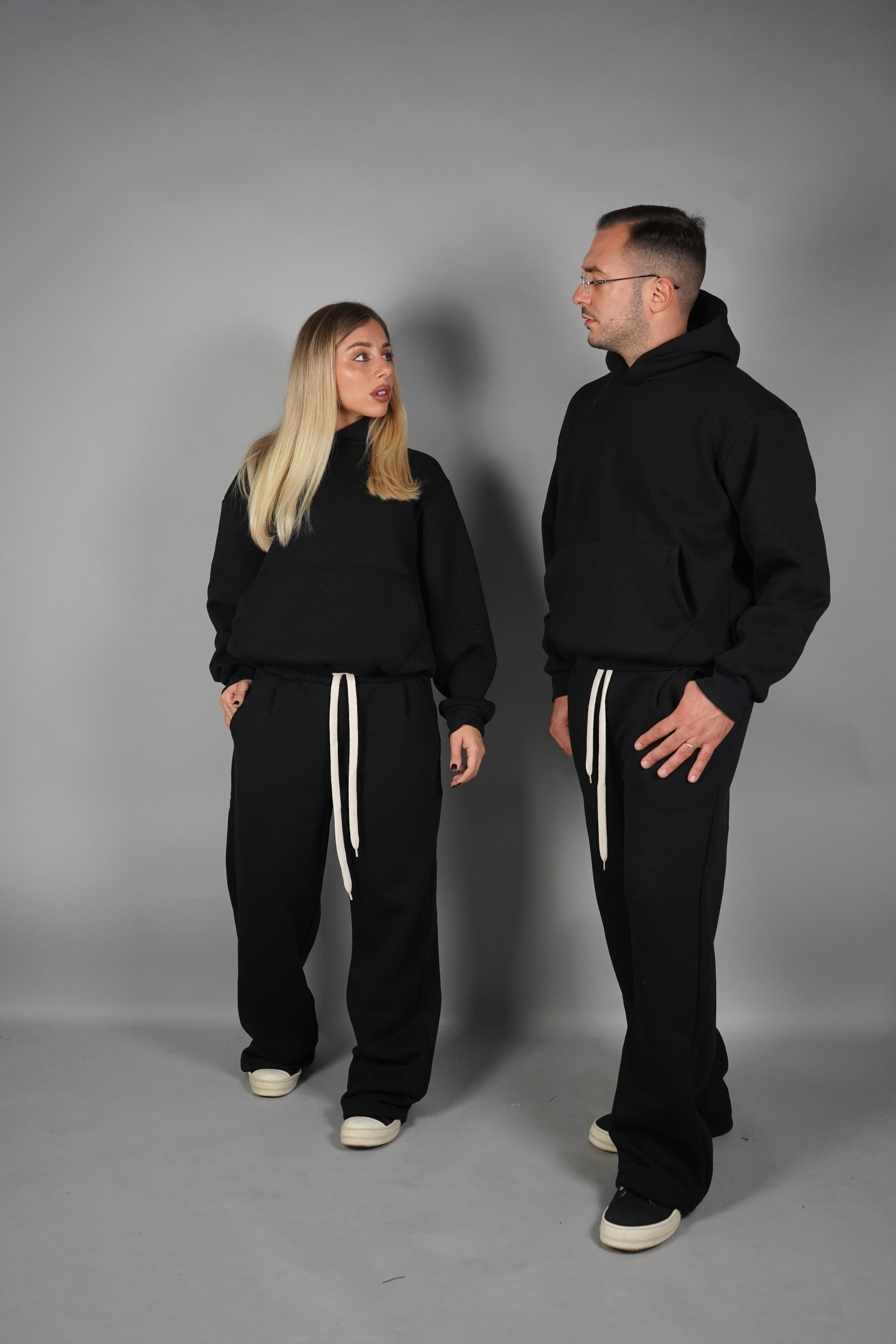 TUTA MADRID BOXY FIT NERA