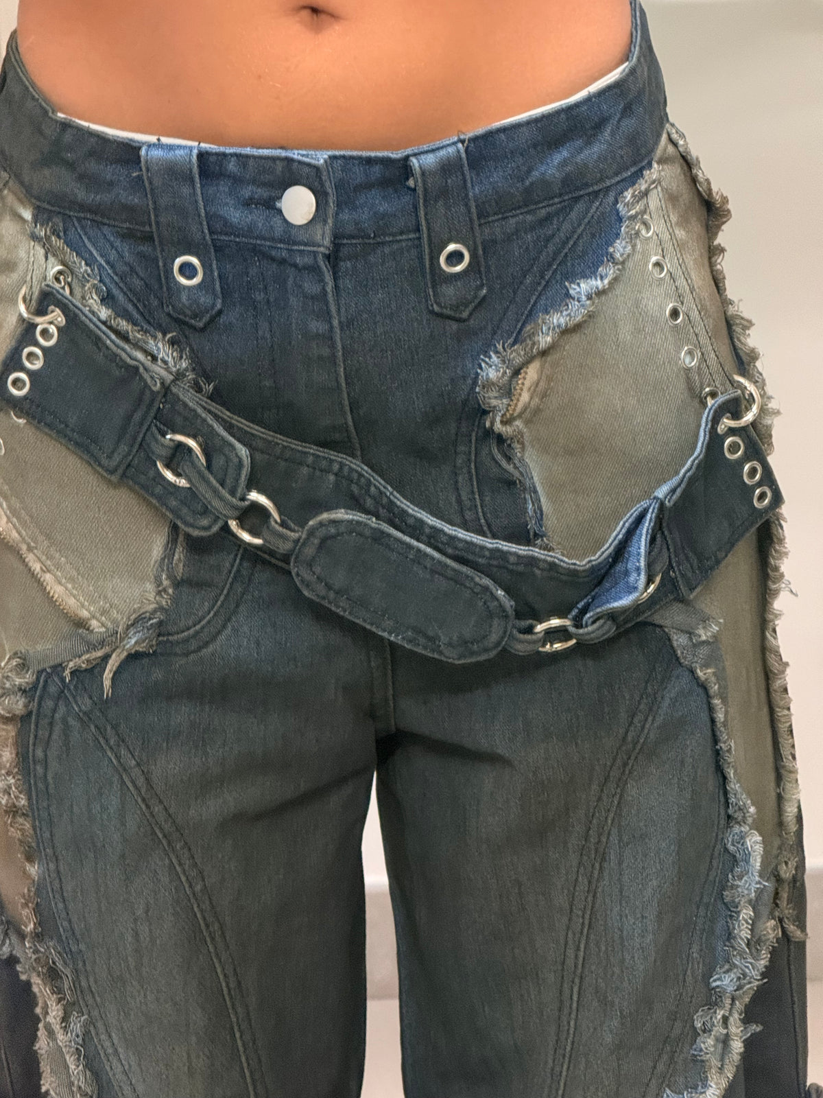 JEANS SPACE