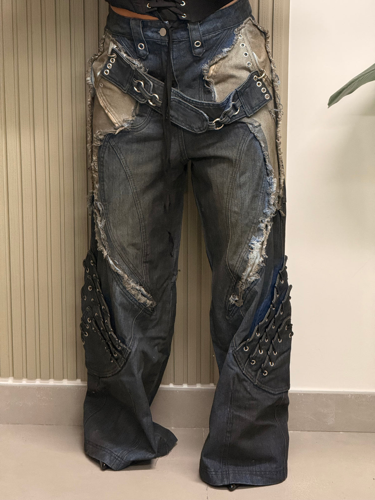 JEANS SPACE
