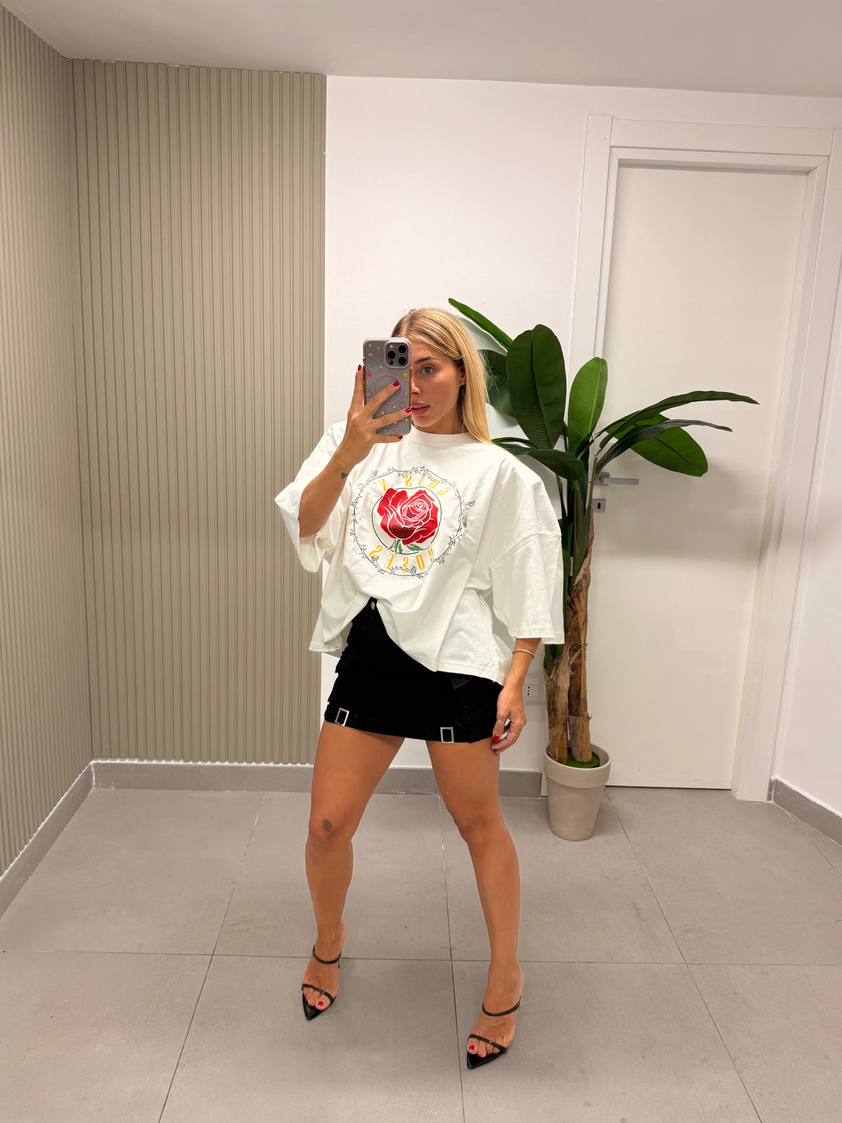T-SHIRT BOXY GUNZ ROSES BIANCA