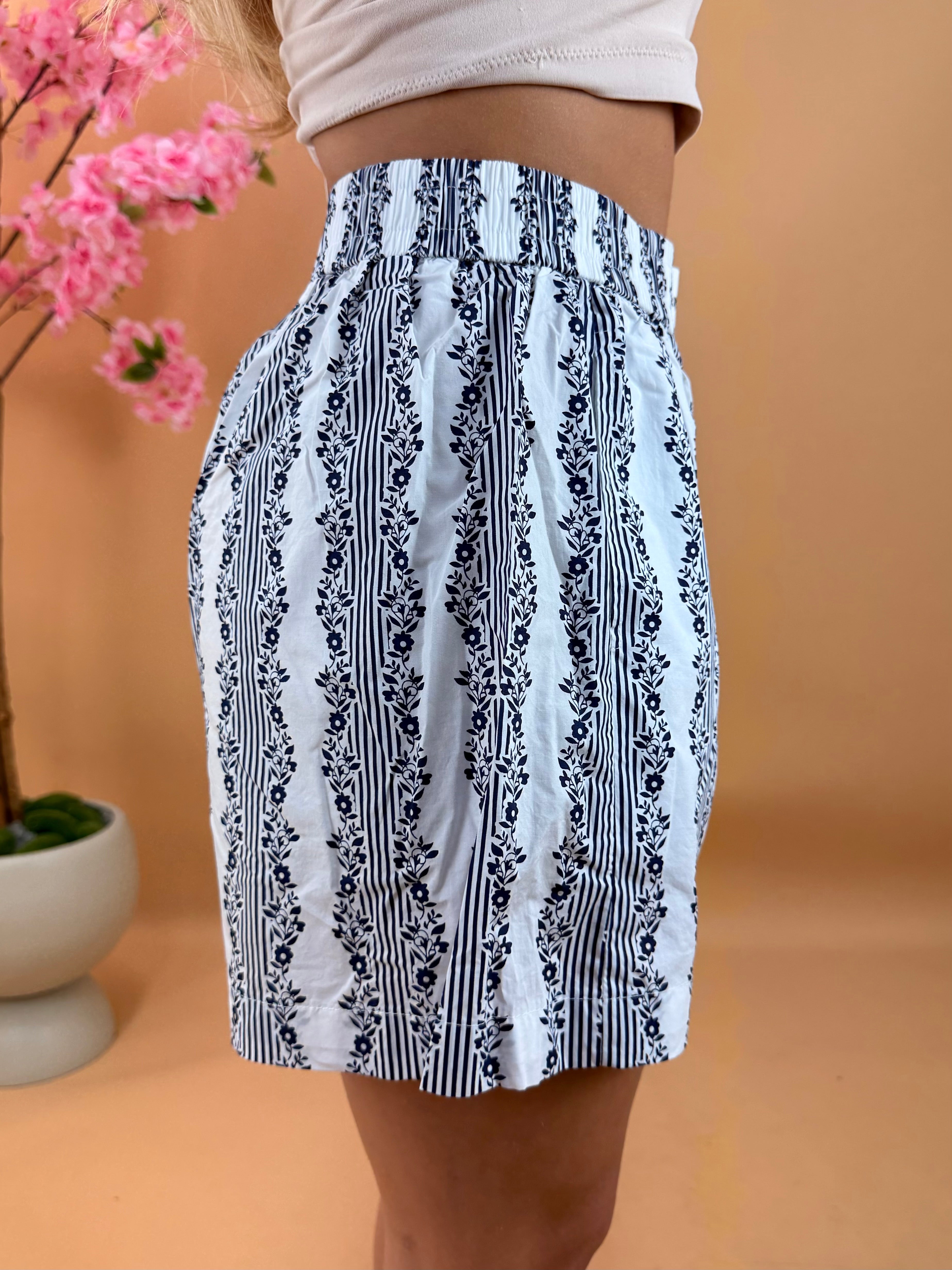 MINI SHORTS FANTASY FIORI