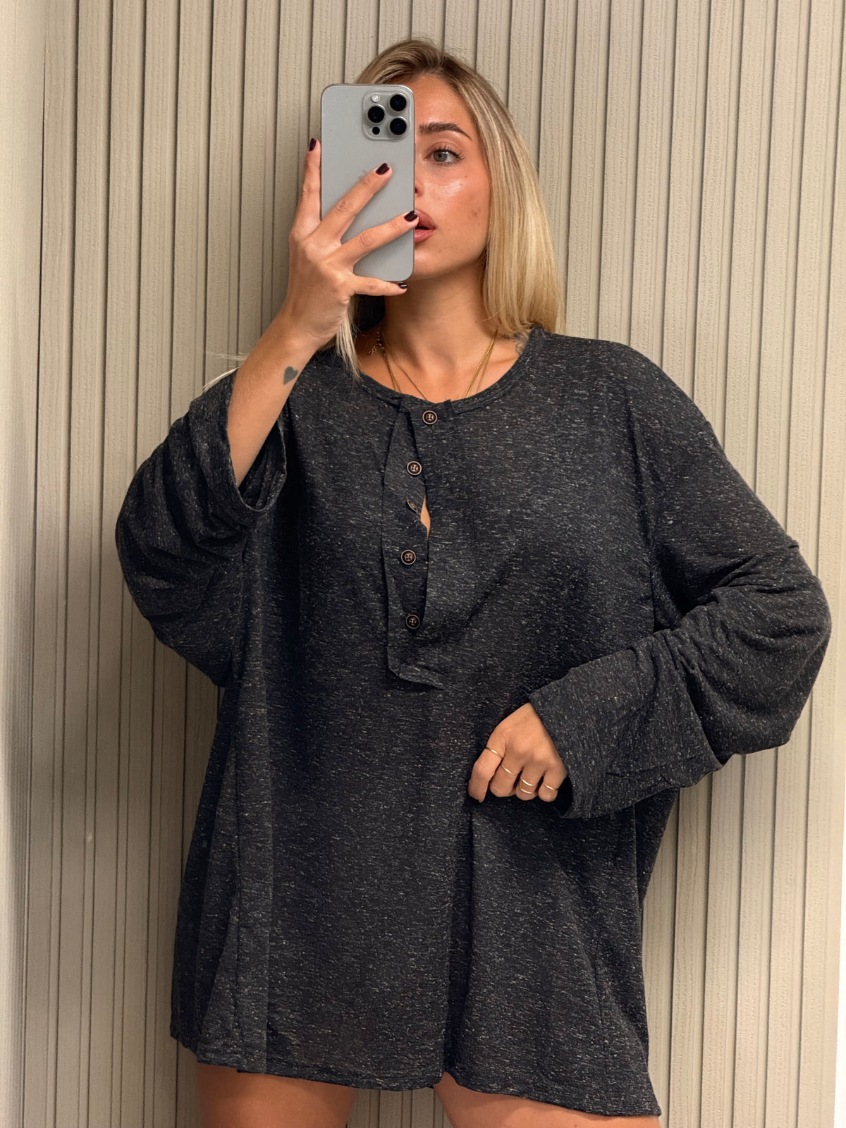 SERAFINO OVERSIZE CON BOTTONI GRIGIO SCURO