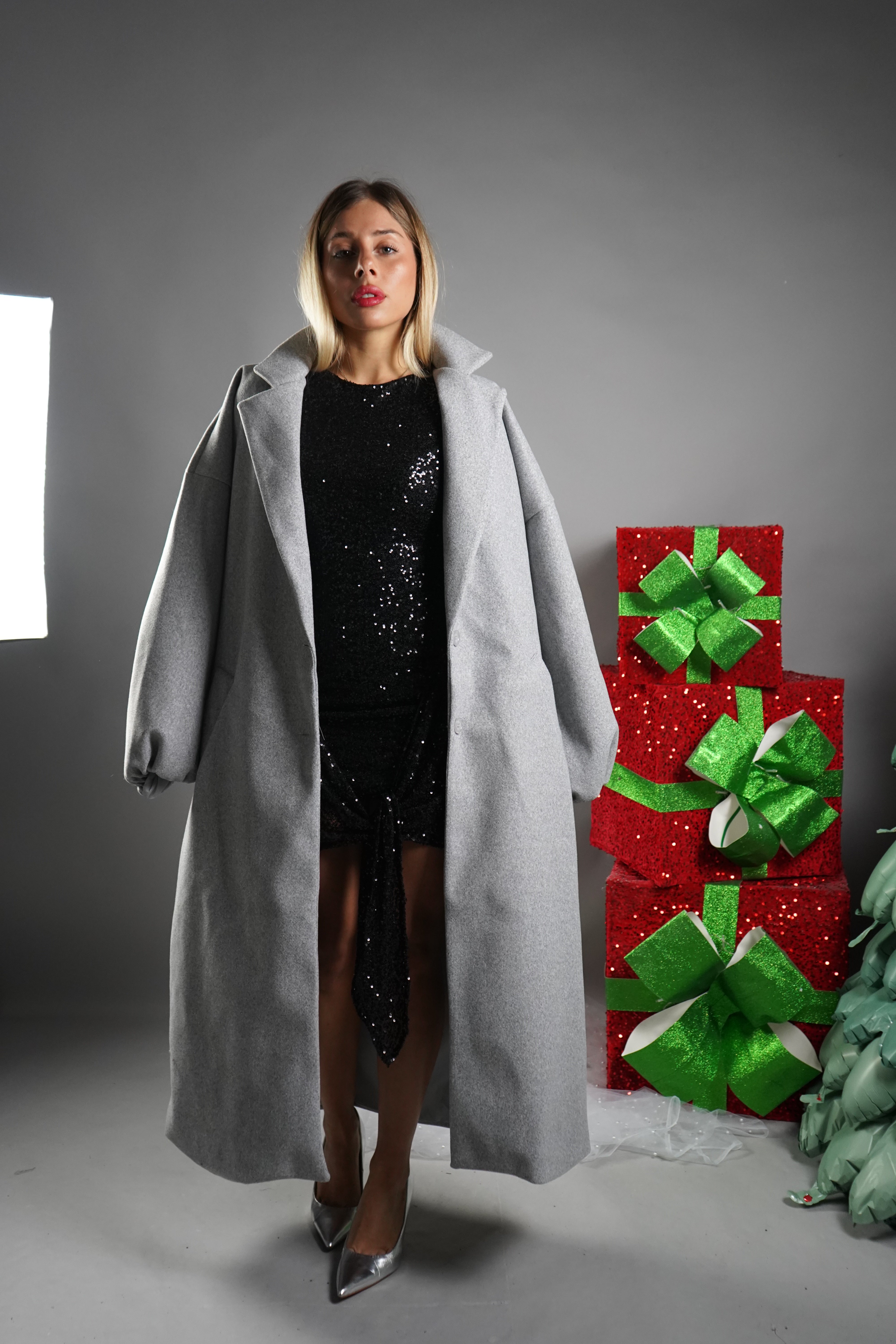 CAPPOTTO MANICA ARRICCIATA GRIGIO