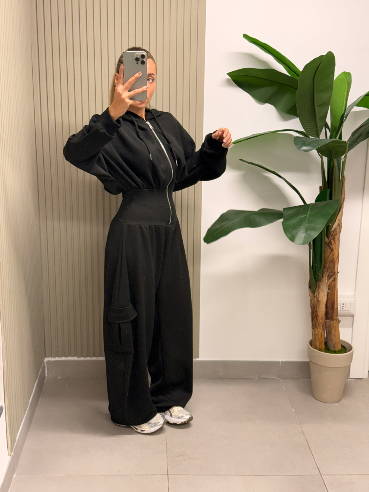 JUMPSUIT CARGO CON SPALLINE NERA