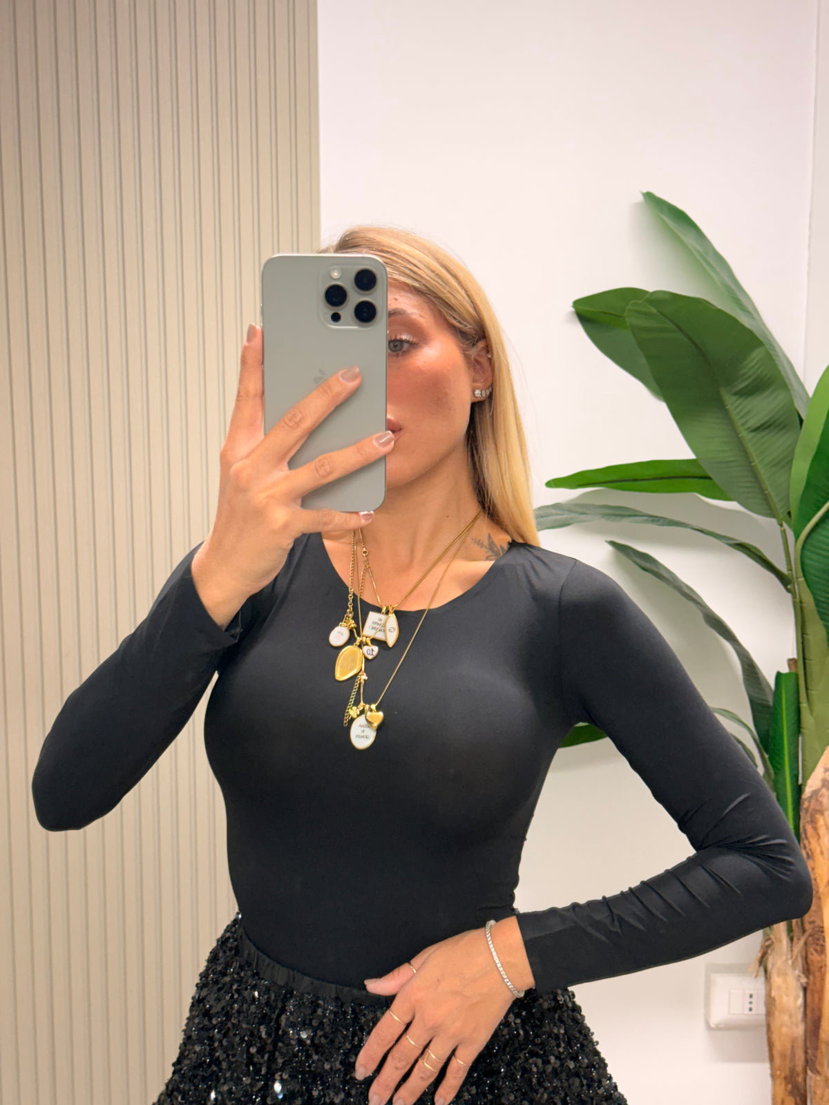 MAGLIA SKIMS NERA