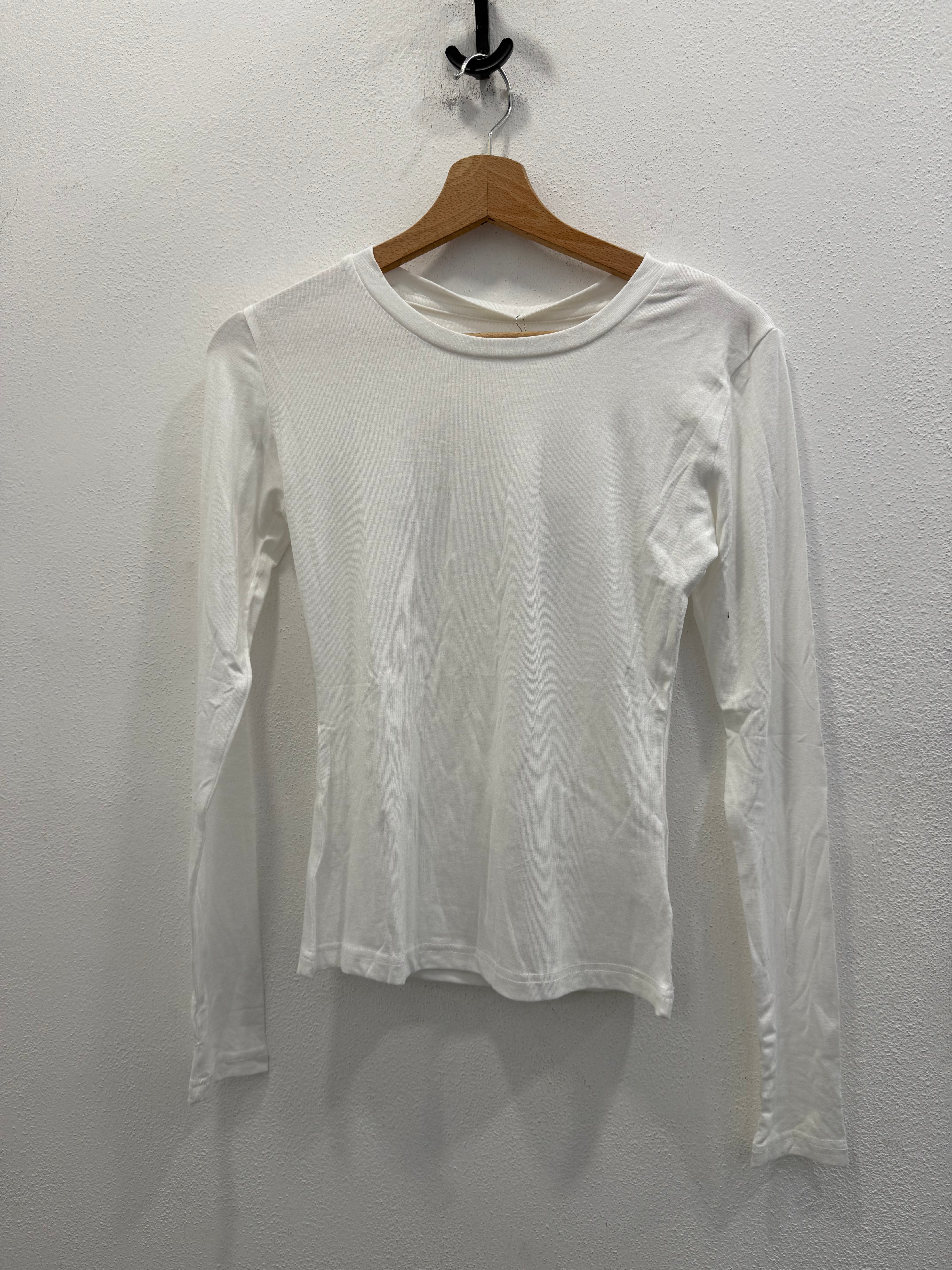 MAGLIA GIROCOLLO CON GUANTO