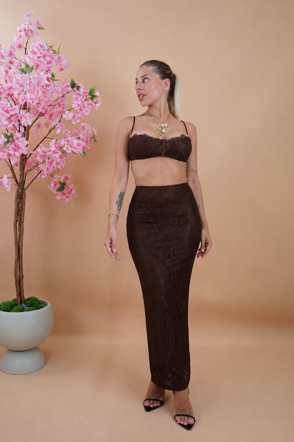 COORDINATO BELEN IN PIZZO MARRONE