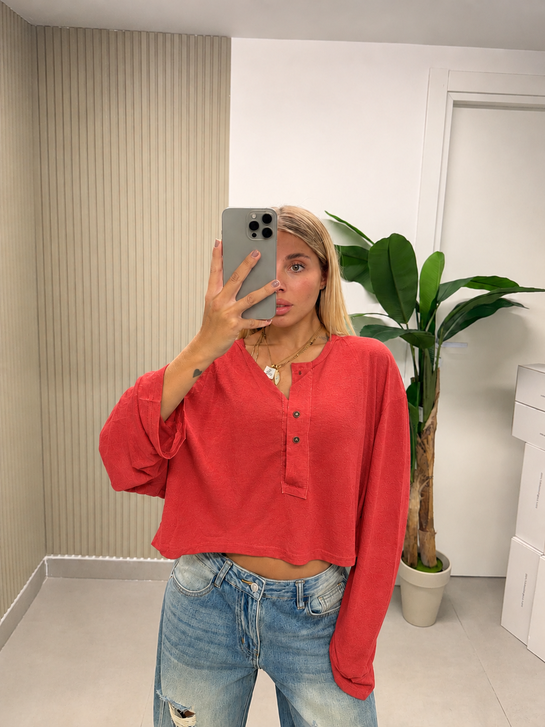 T-SHIRT CROP GIRLFRIEND CORALLO