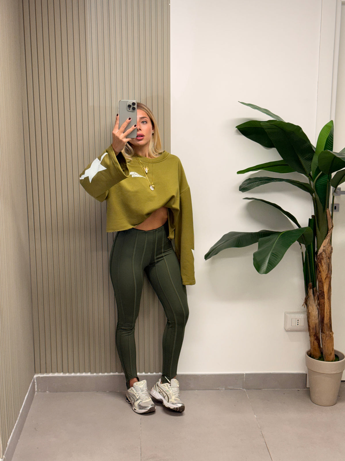 FELPA CROP STARS VERDE